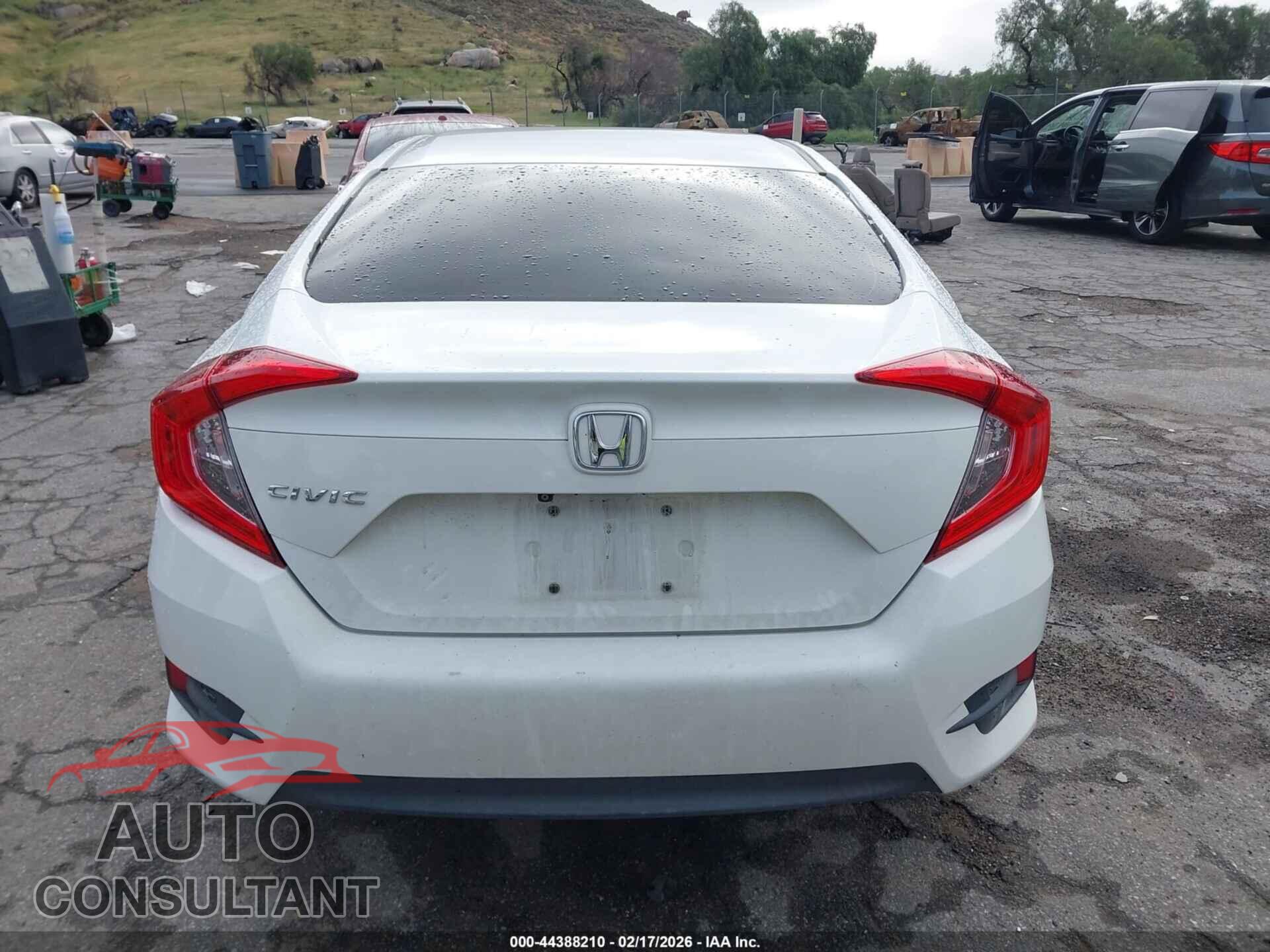 HONDA CIVIC 2017 - 19XFC2F57HE016554