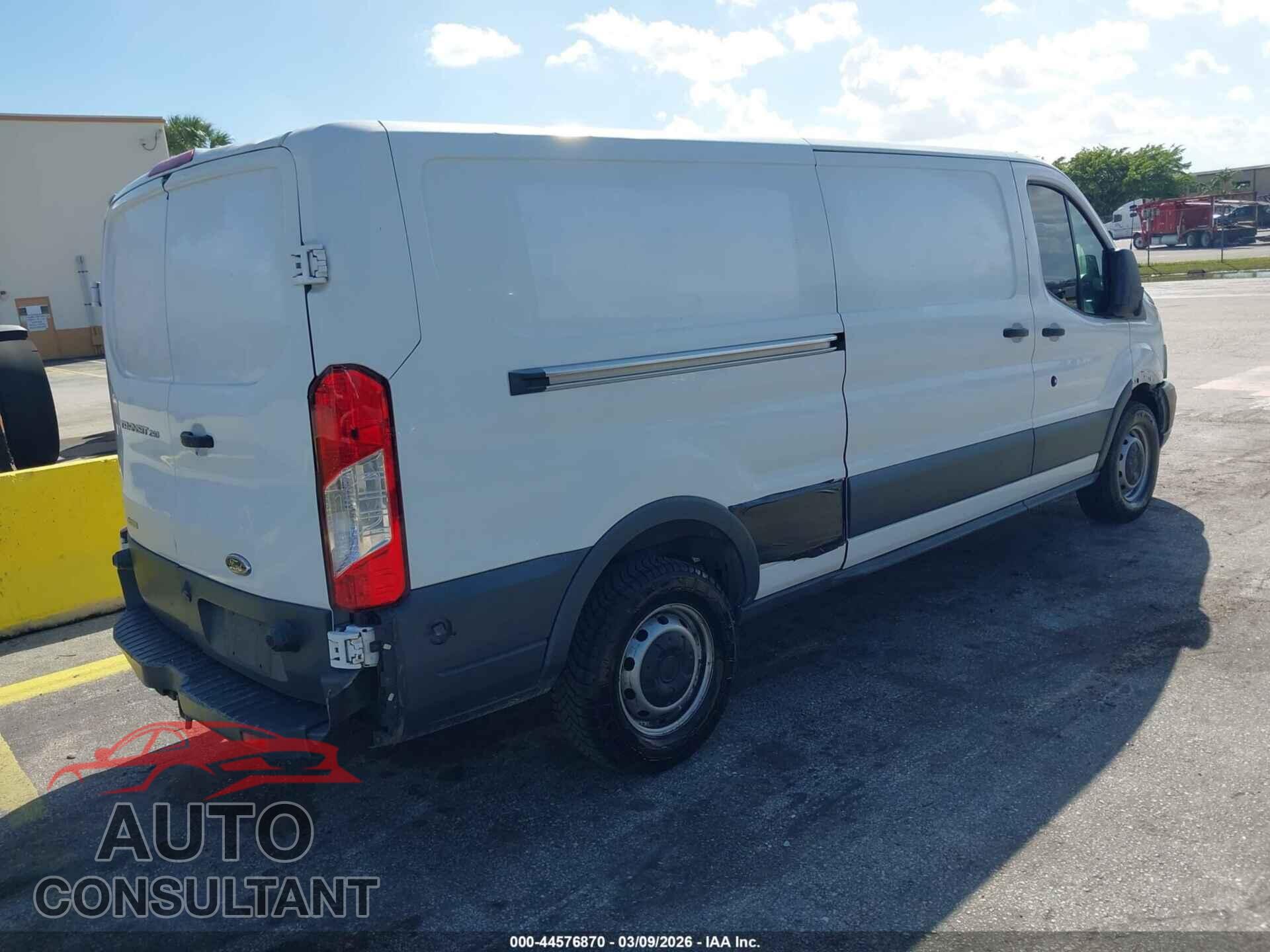 FORD TRANSIT-250 2018 - 1FTYR2YG0JKB47155