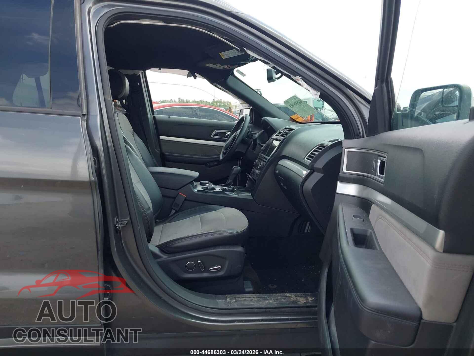 FORD EXPLORER 2017 - 1FM5K8D8XHGD96869