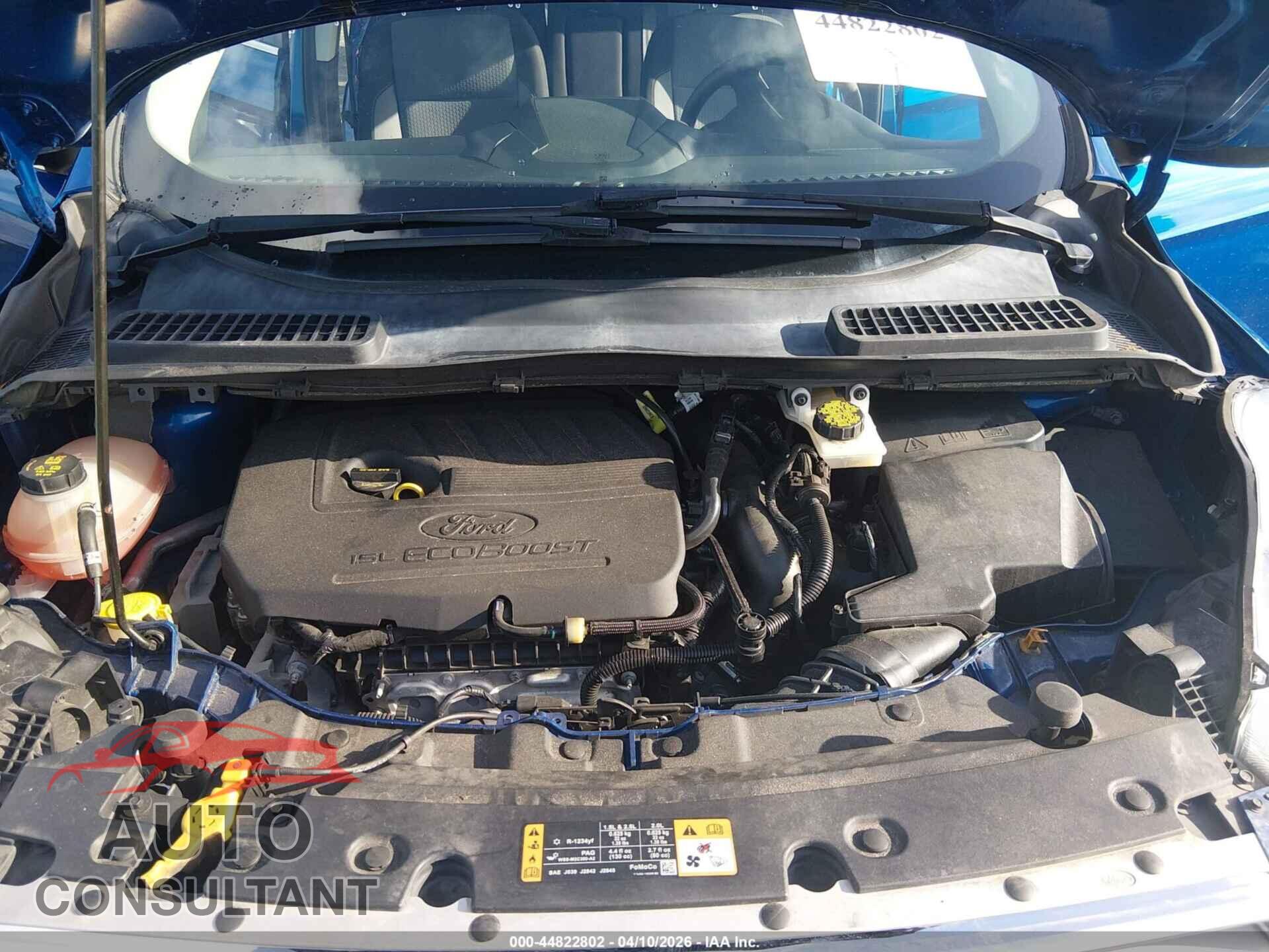 FORD ESCAPE 2018 - 1FMCU0GD4JUC27353