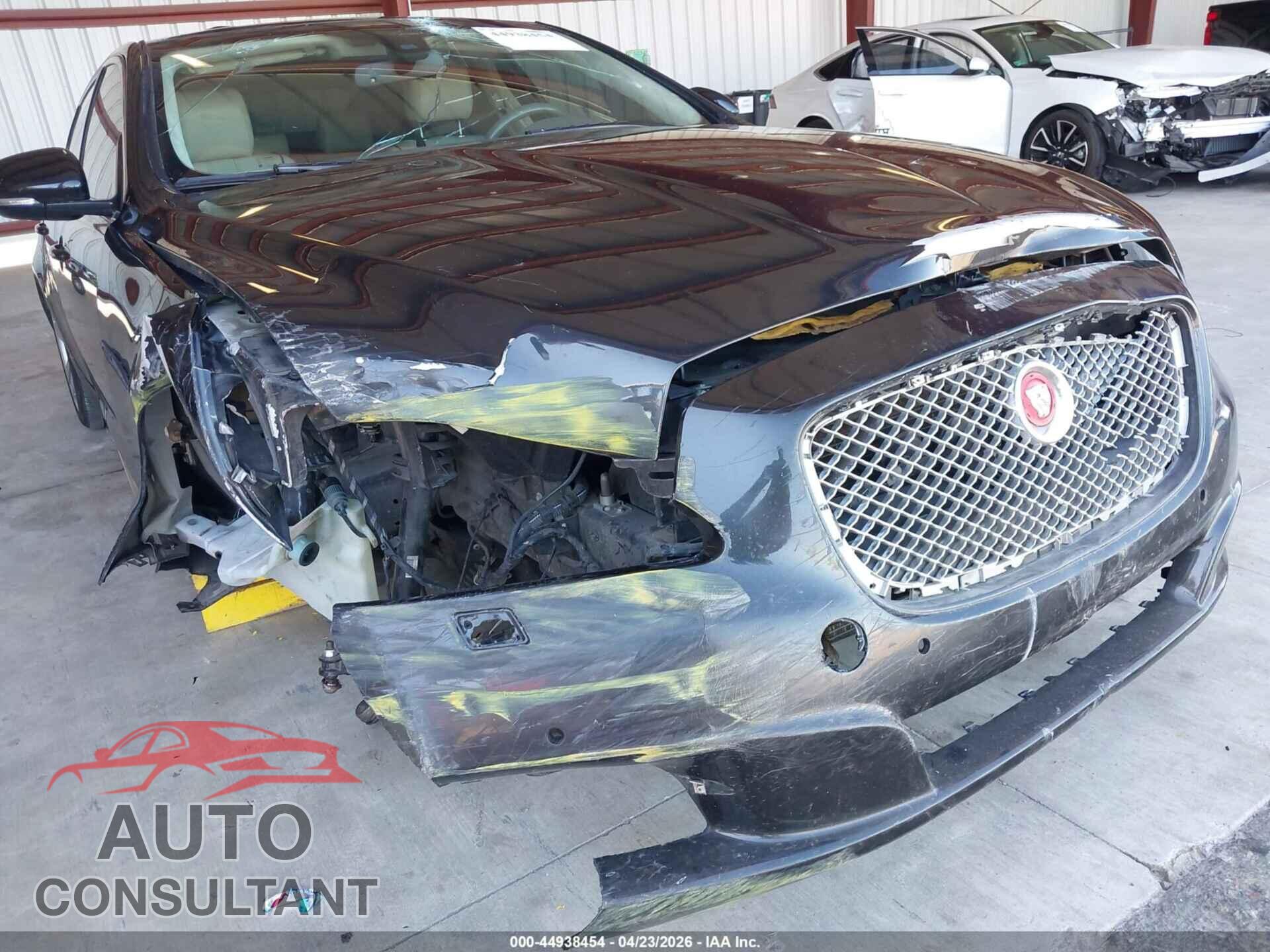 JAGUAR XJ 2014 - SAJWA2GZ4E8V63571