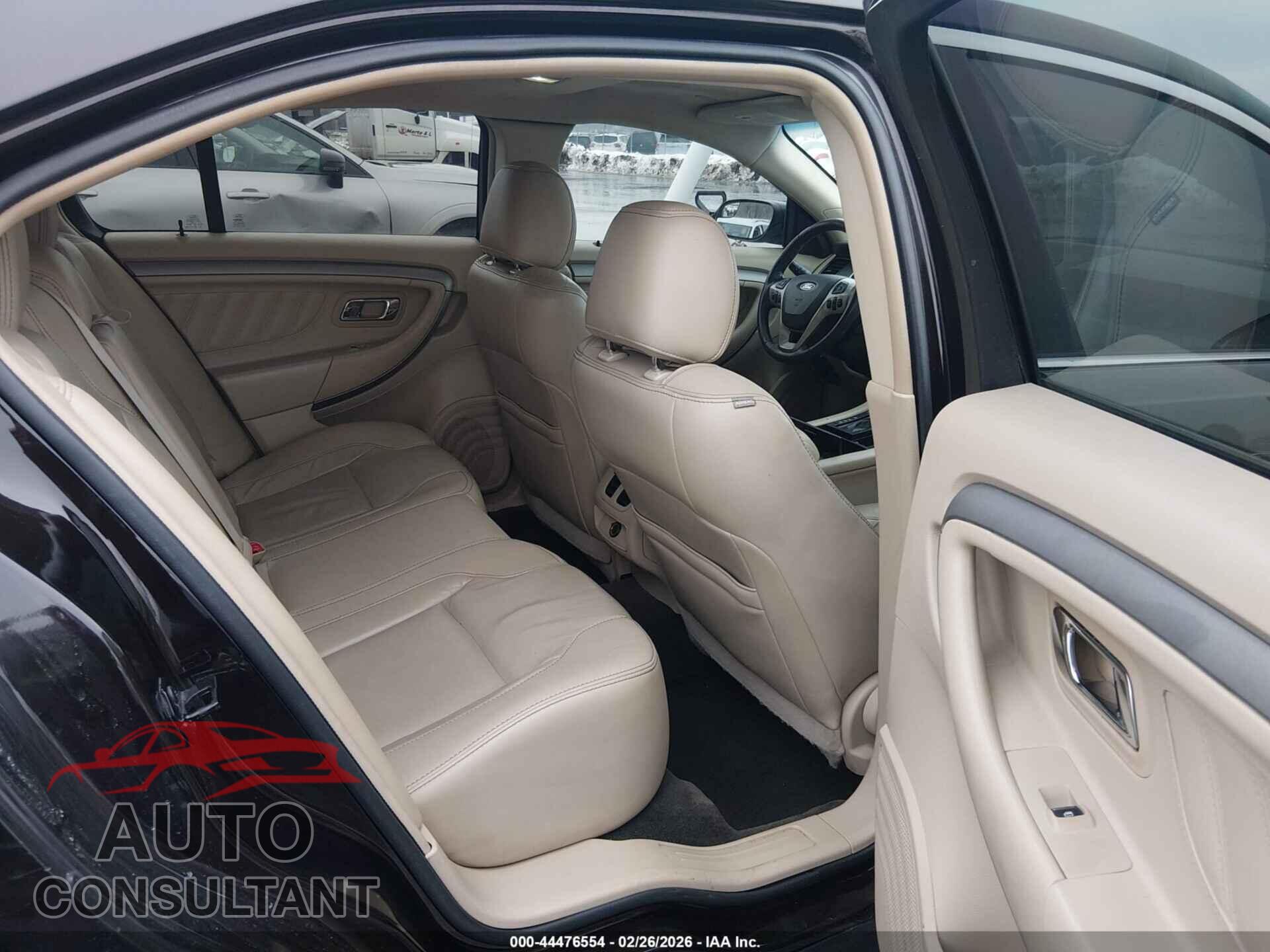 FORD TAURUS 2014 - 1FAHP2E83EG174237