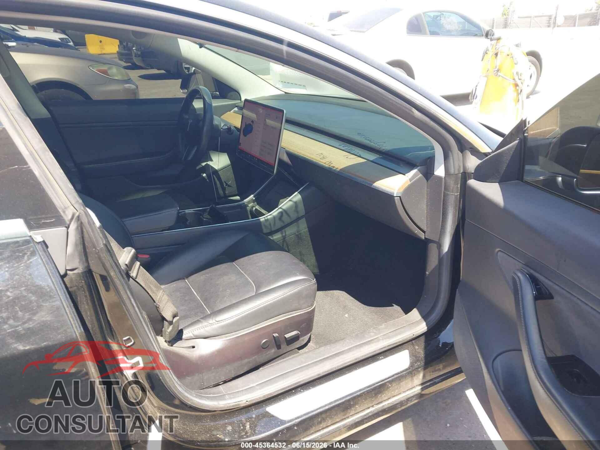 TESLA MODEL 3 2018 - 5YJ3E1EA5JF034475