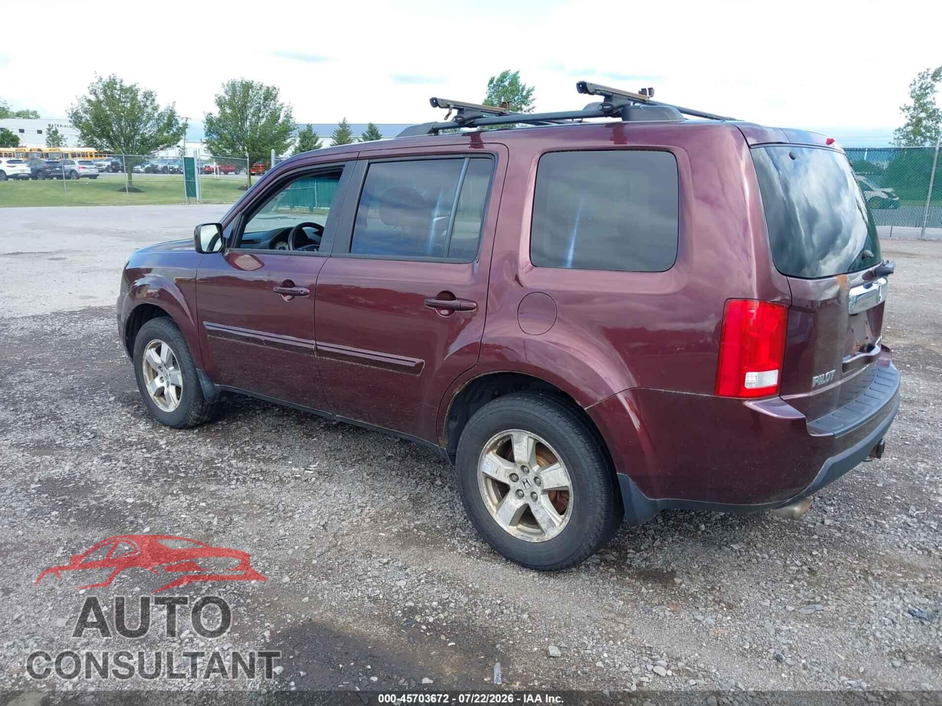 HONDA PILOT 2011 - 5FNYF4H55BB035582