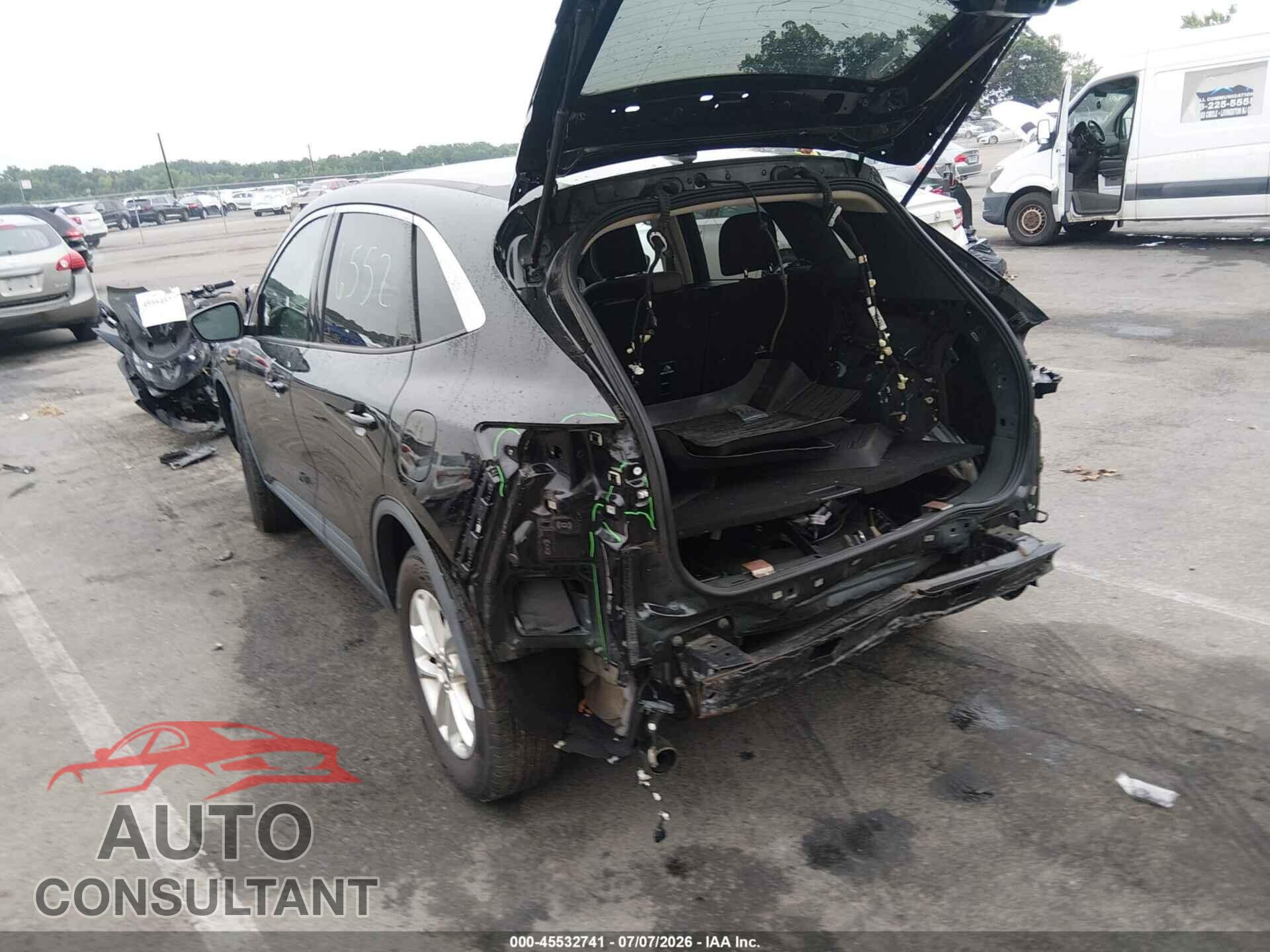FORD ESCAPE 2020 - 1FMCU9G68LUA04371