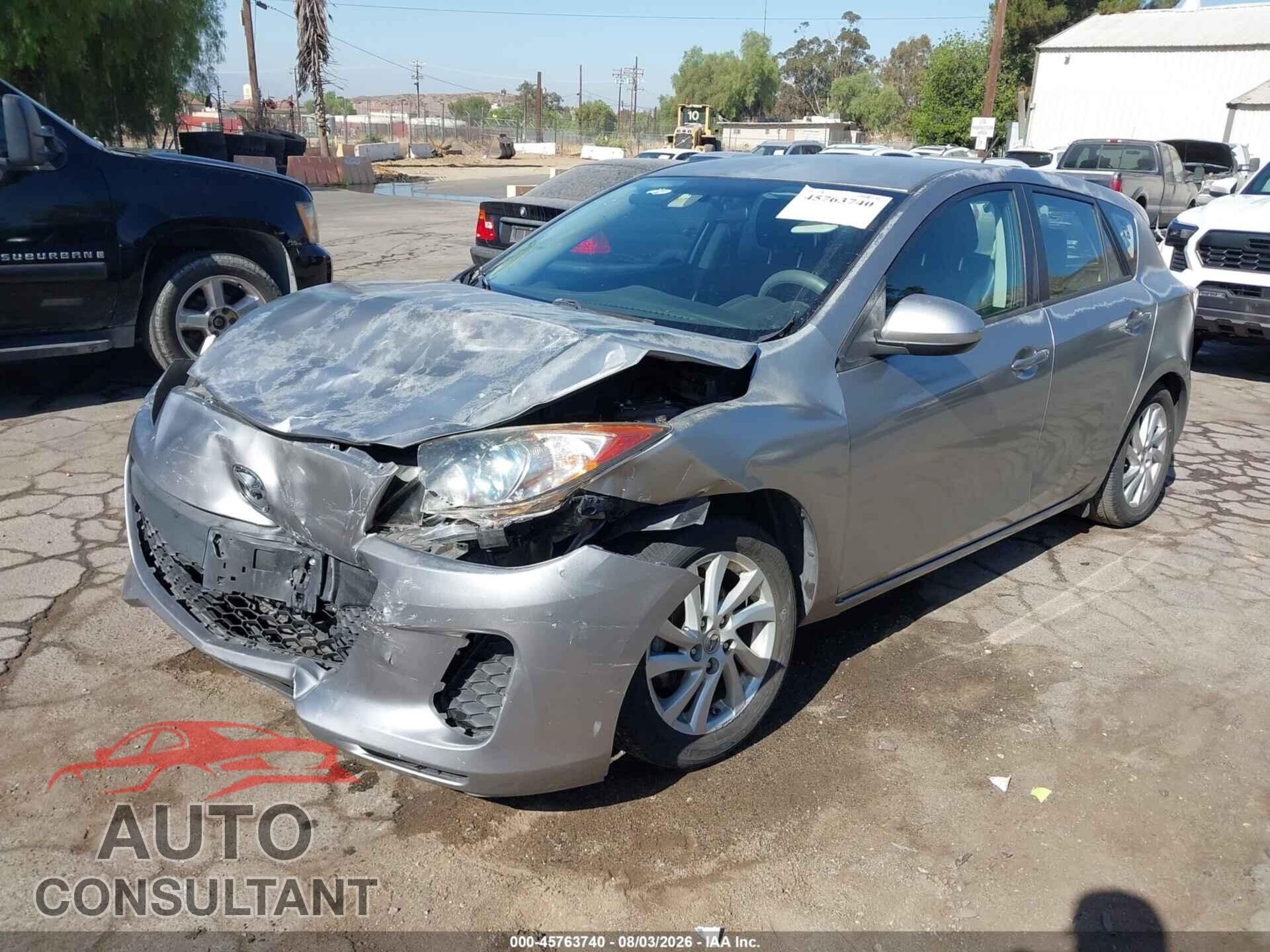 MAZDA MAZDA3 2012 - JM1BL1L84C1552655