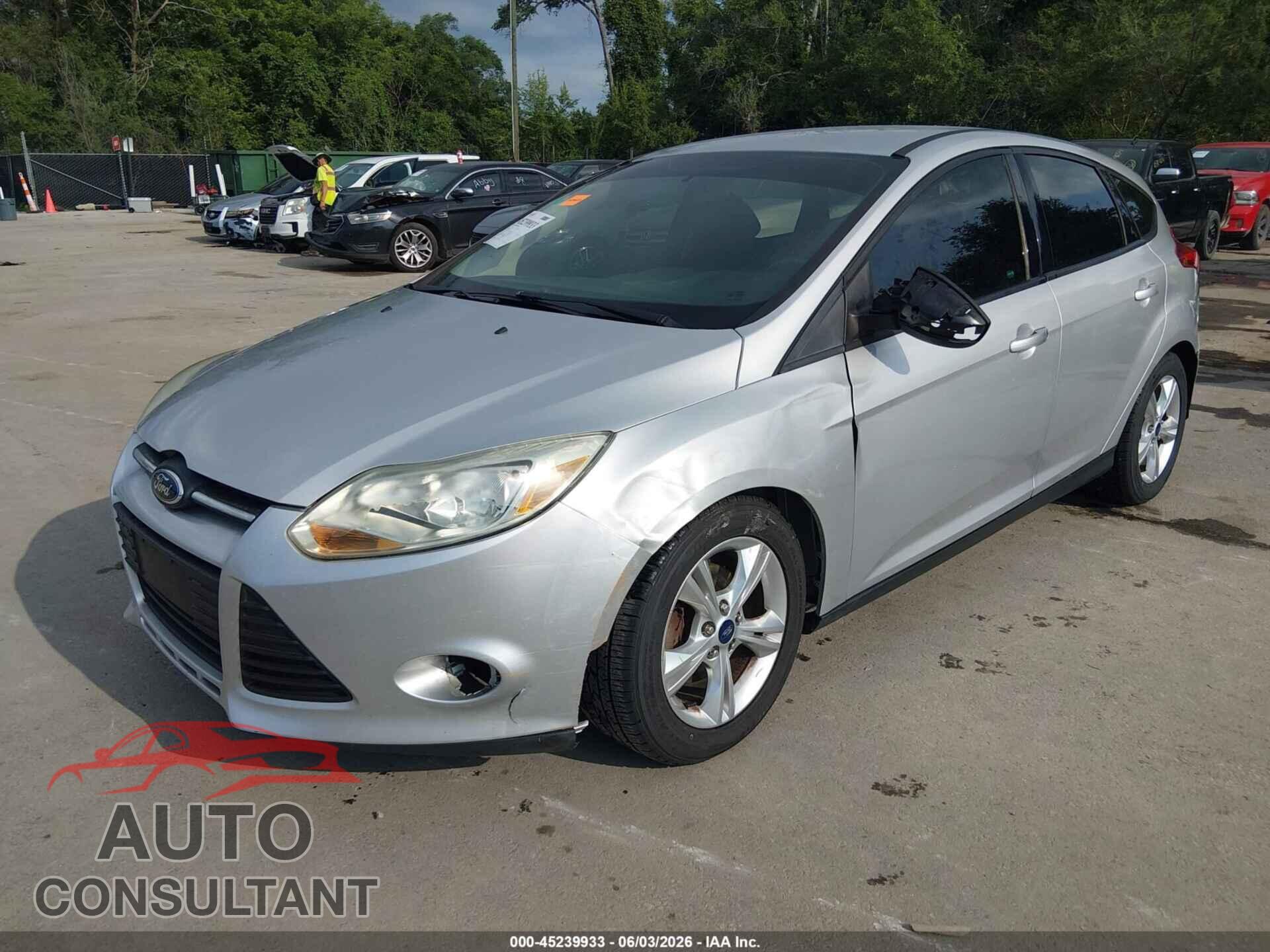 FORD FOCUS 2014 - 1FADP3K21EL197091