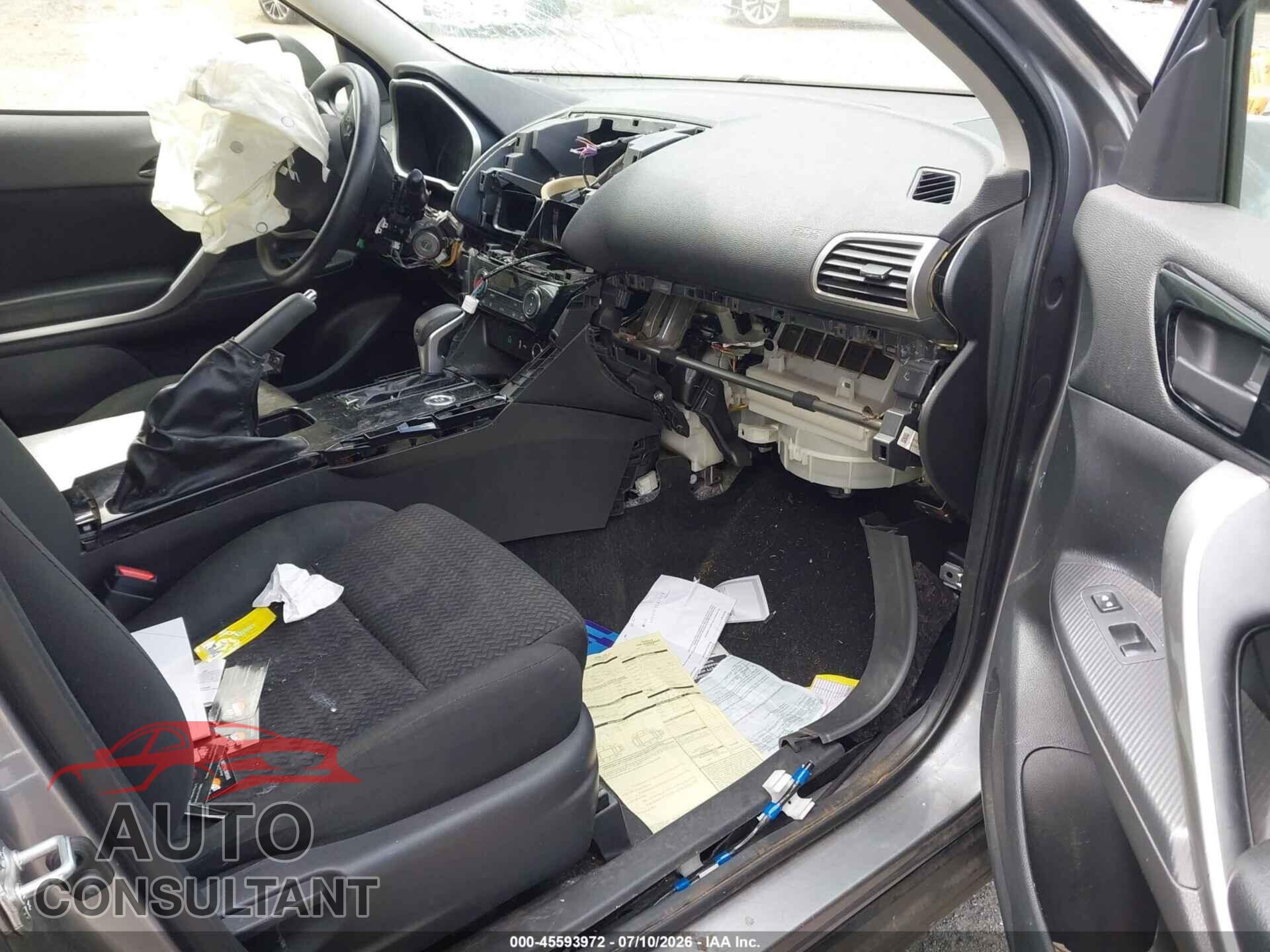 MITSUBISHI ECLIPSE CROSS 2019 - JA4AT3AA2KZ010865
