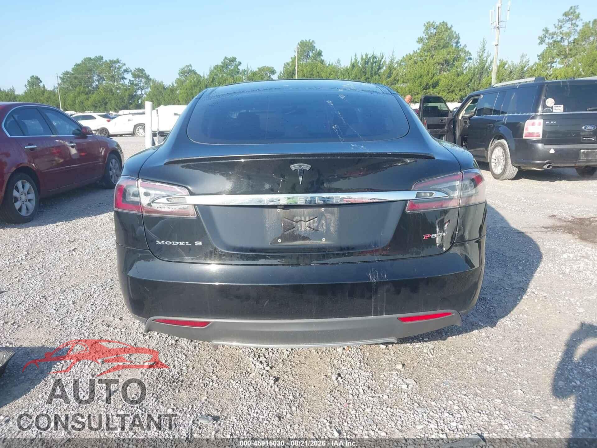 TESLA MODEL S 2013 - 5YJSA1DP9DFP12596