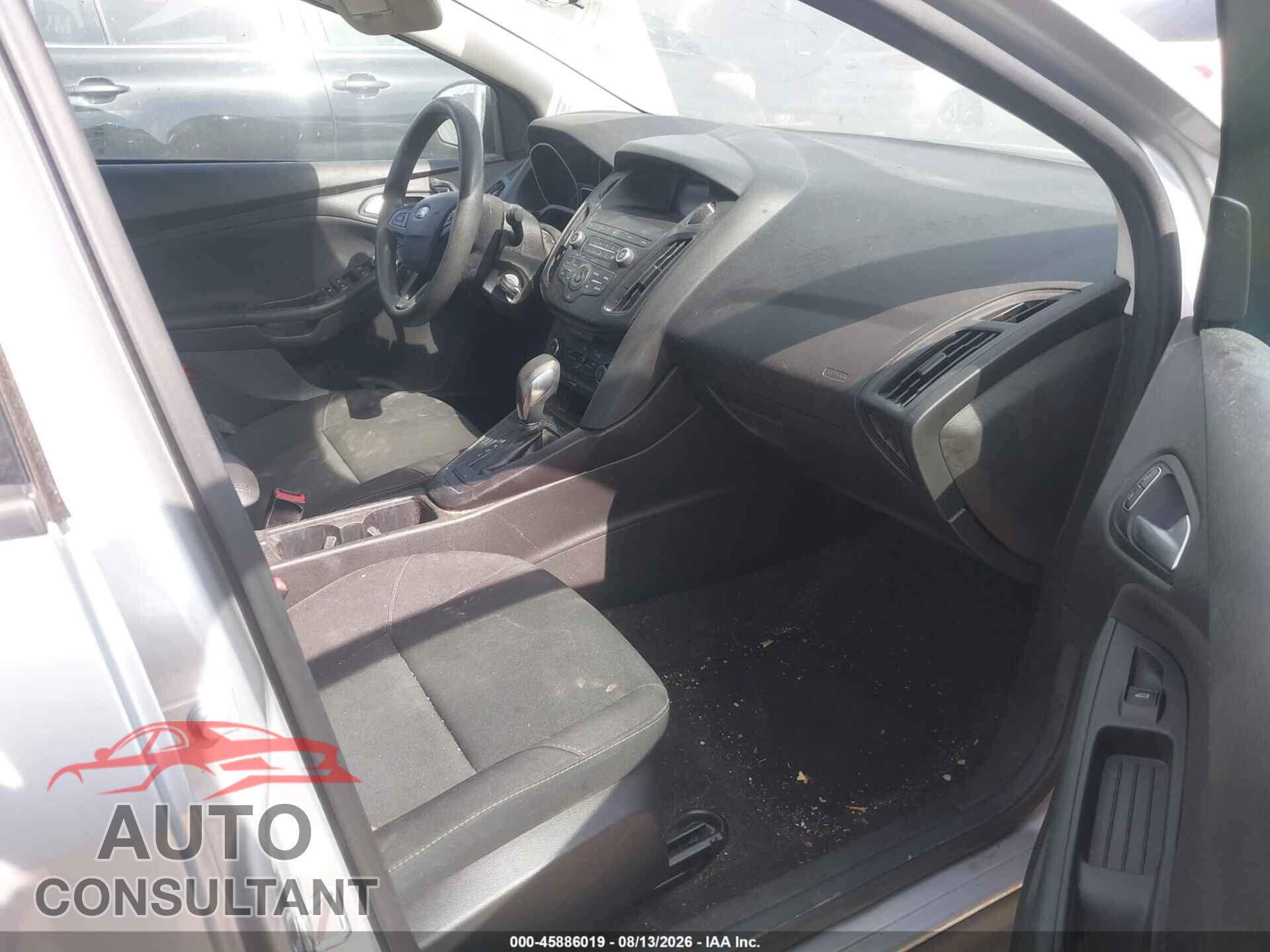 FORD FOCUS 2018 - 1FADP3F21JL252675