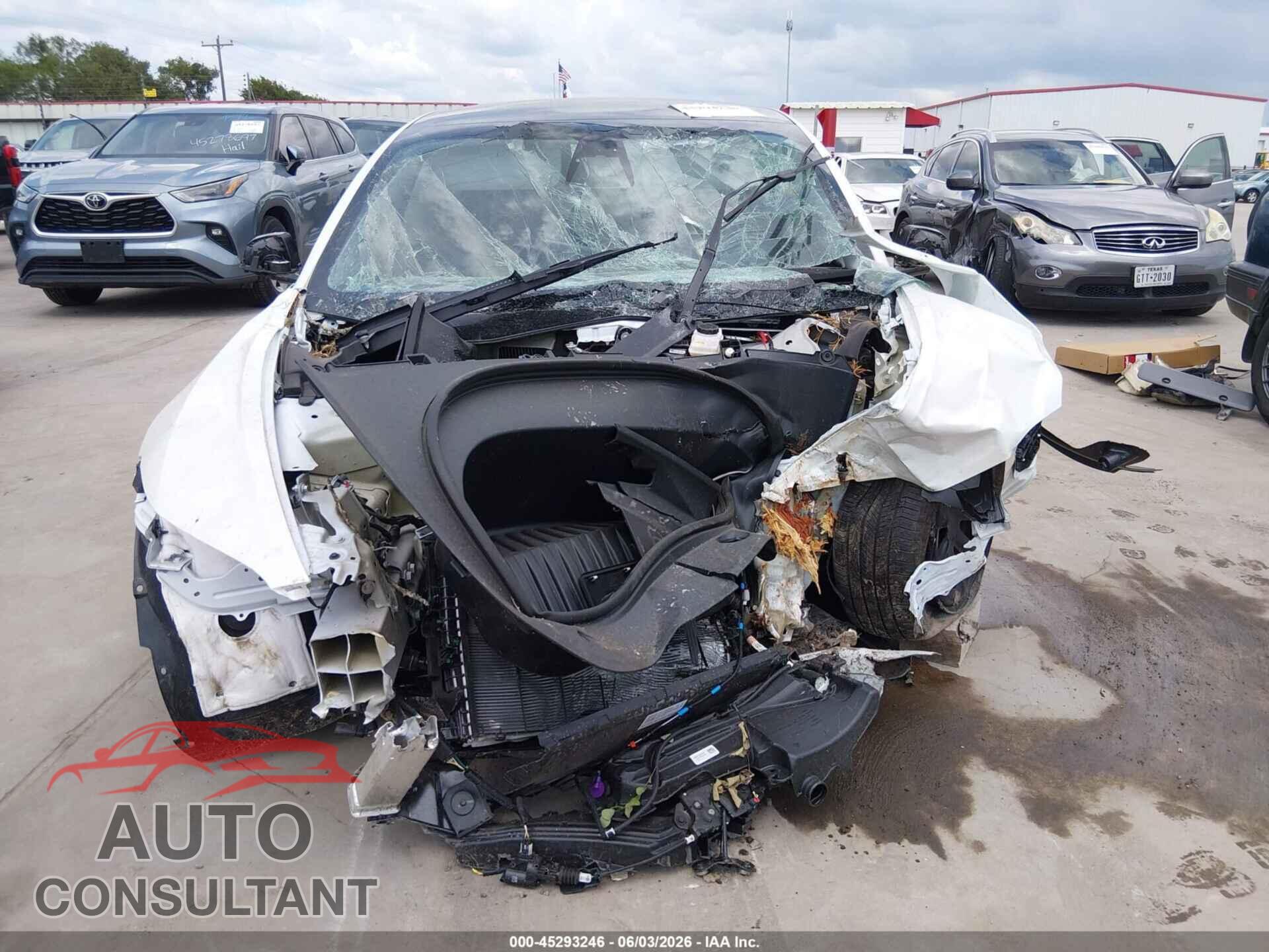 TESLA MODEL 3 2026 - 5YJ3E1EAXTF142335