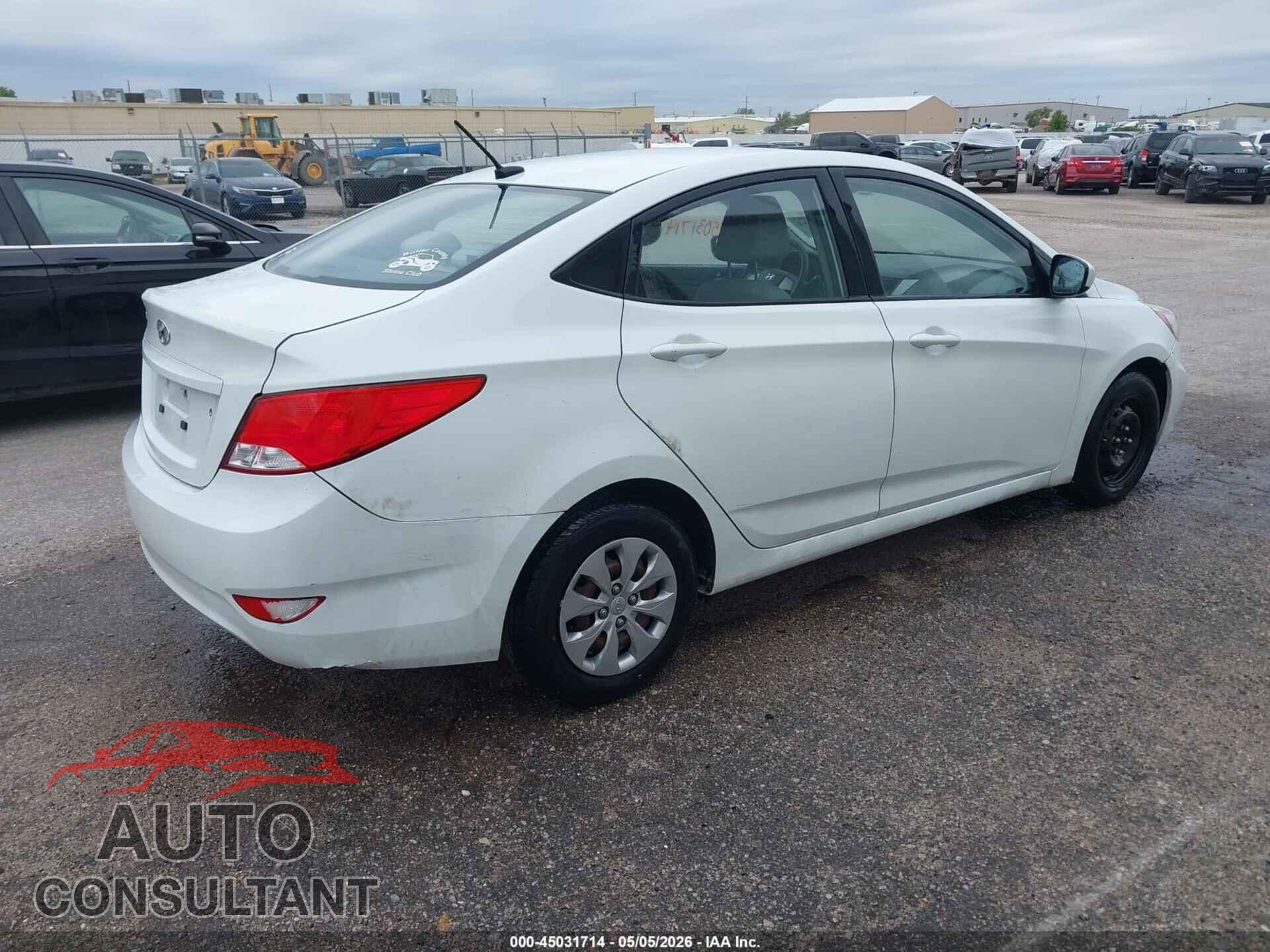 HYUNDAI ACCENT 2016 - KMHCT4AE3GU965357