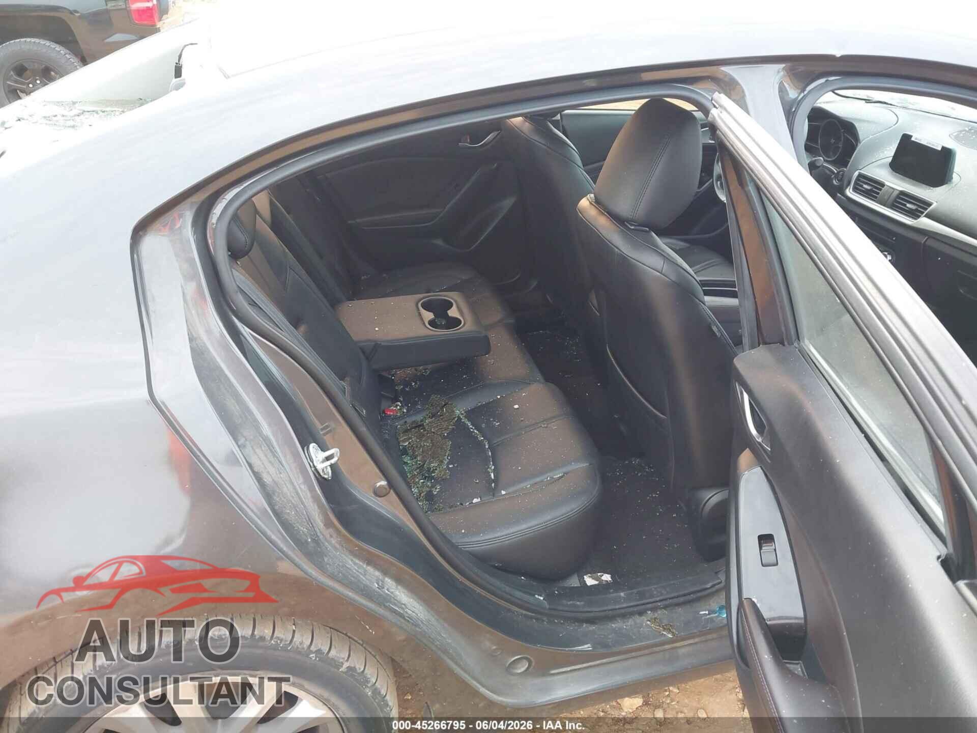 MAZDA MAZDA3 2017 - 3MZBN1V71HM121325