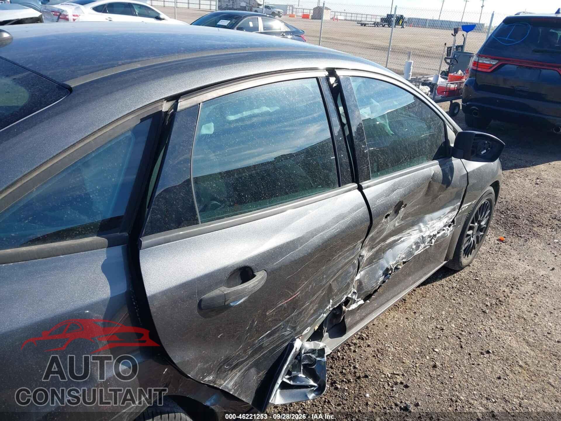 FORD FOCUS 2017 - 1FADP3E22HL295384