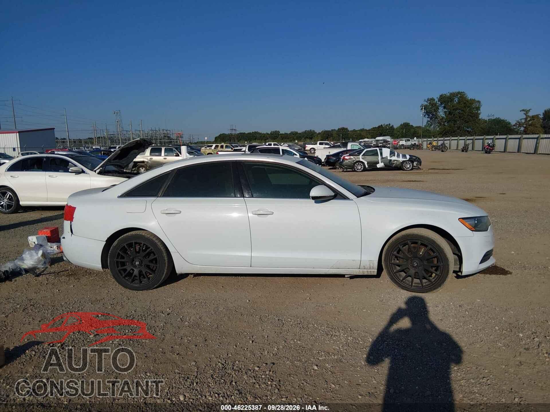 AUDI A6 2012 - WAUDFAFC3CN122718