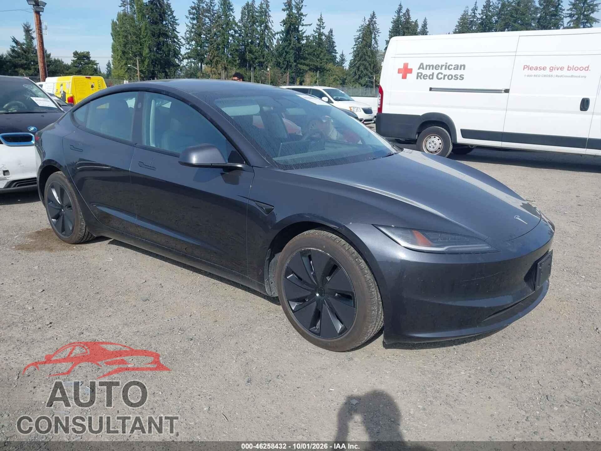 TESLA MODEL 3 2025 - 5YJ3E1EB2SF055360