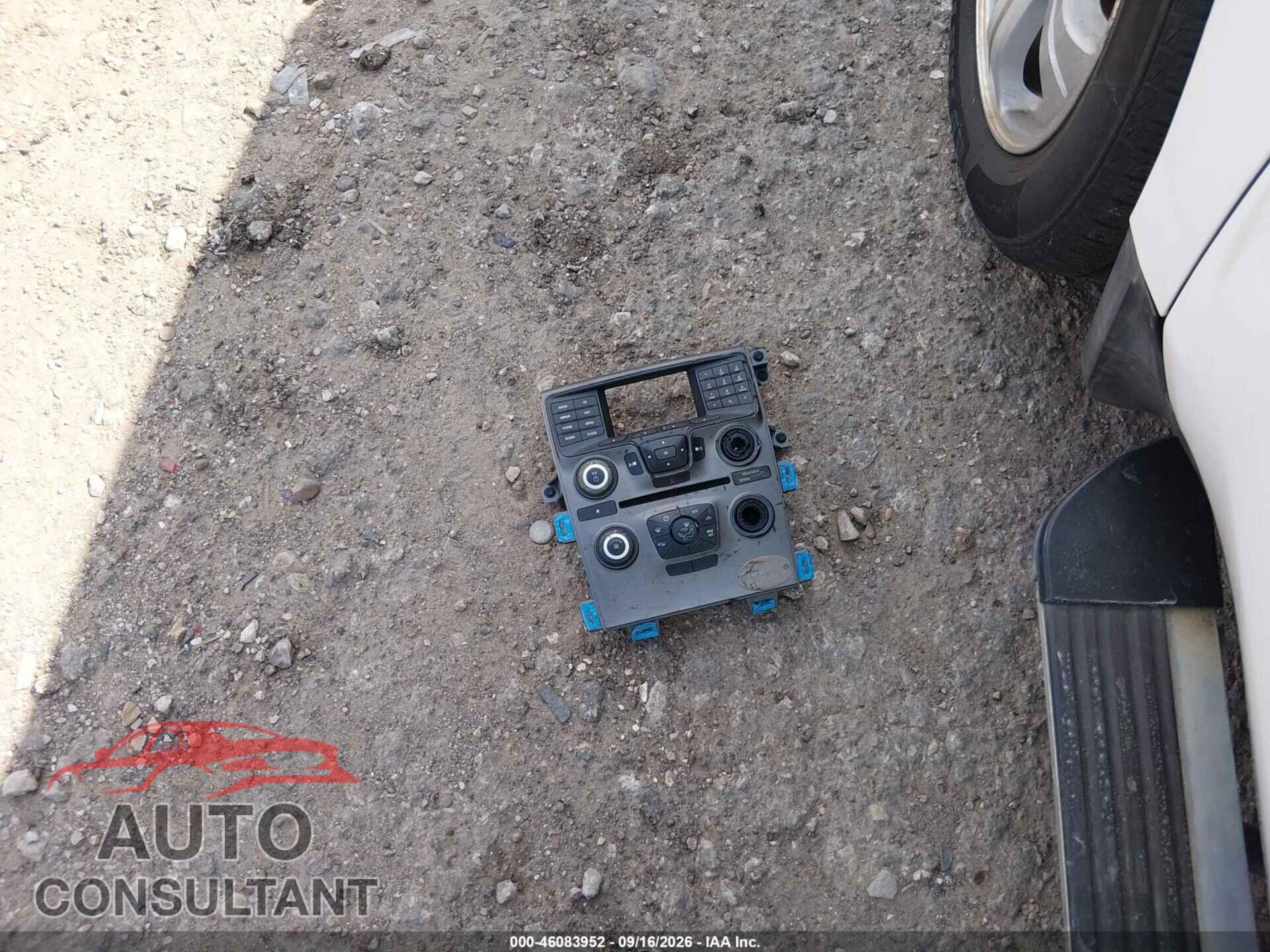 FORD EDGE 2011 - 2FMDK3GC9BBB10457