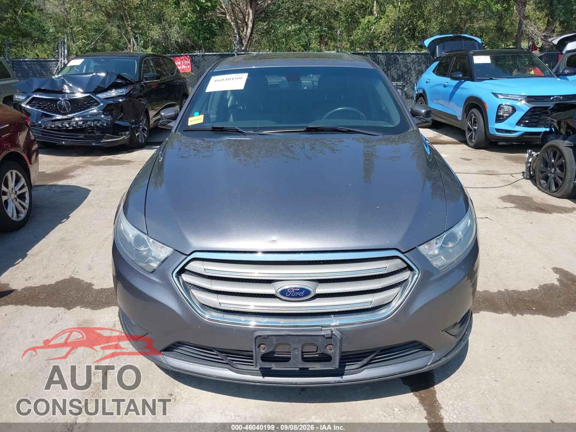 FORD TAURUS 2013 - 1FAHP2E82DG203953