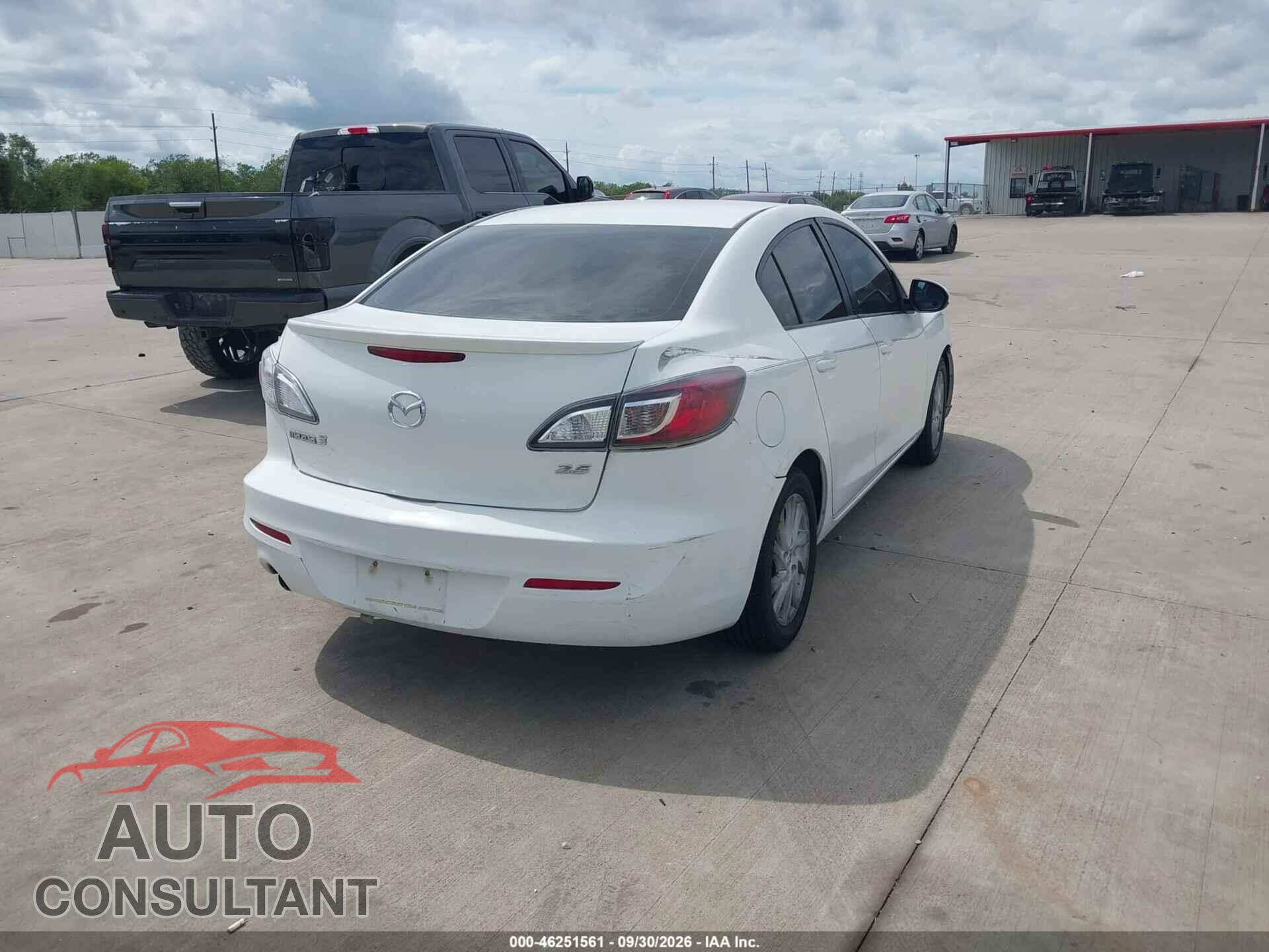 MAZDA MAZDA3 2012 - JM1BL1V77C1645366