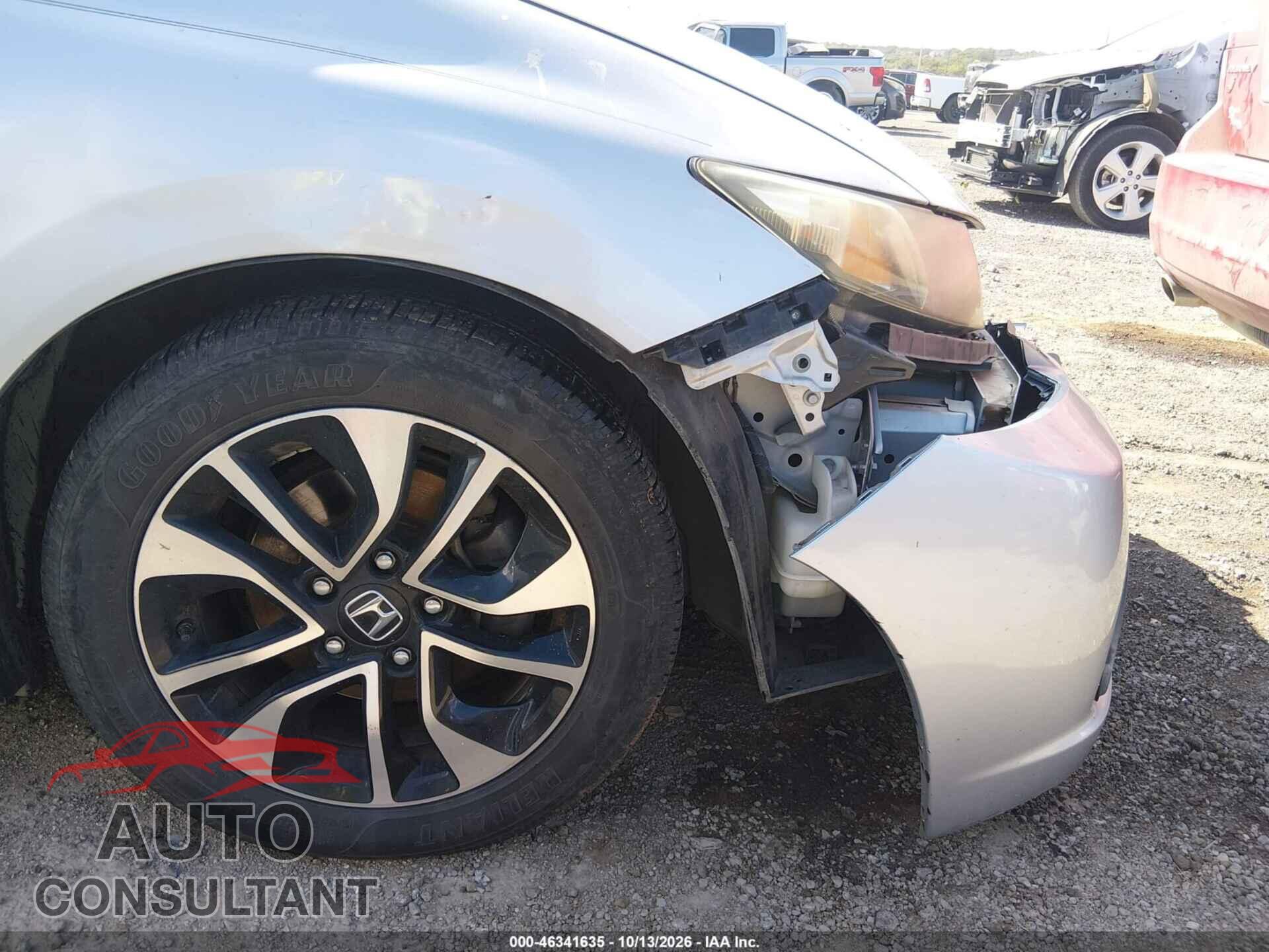 HONDA CIVIC 2013 - 2HGFB2F82DH557573