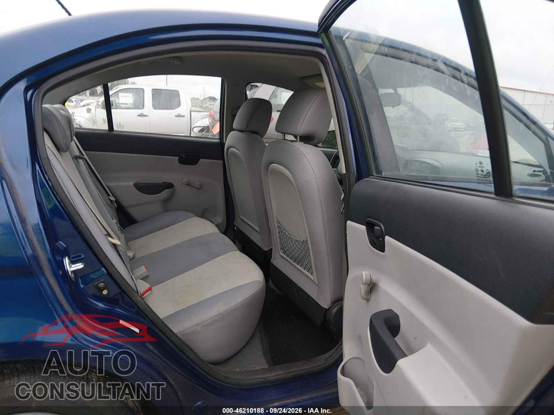 HYUNDAI ACCENT 2011 - KMHCN4AC2BU557191