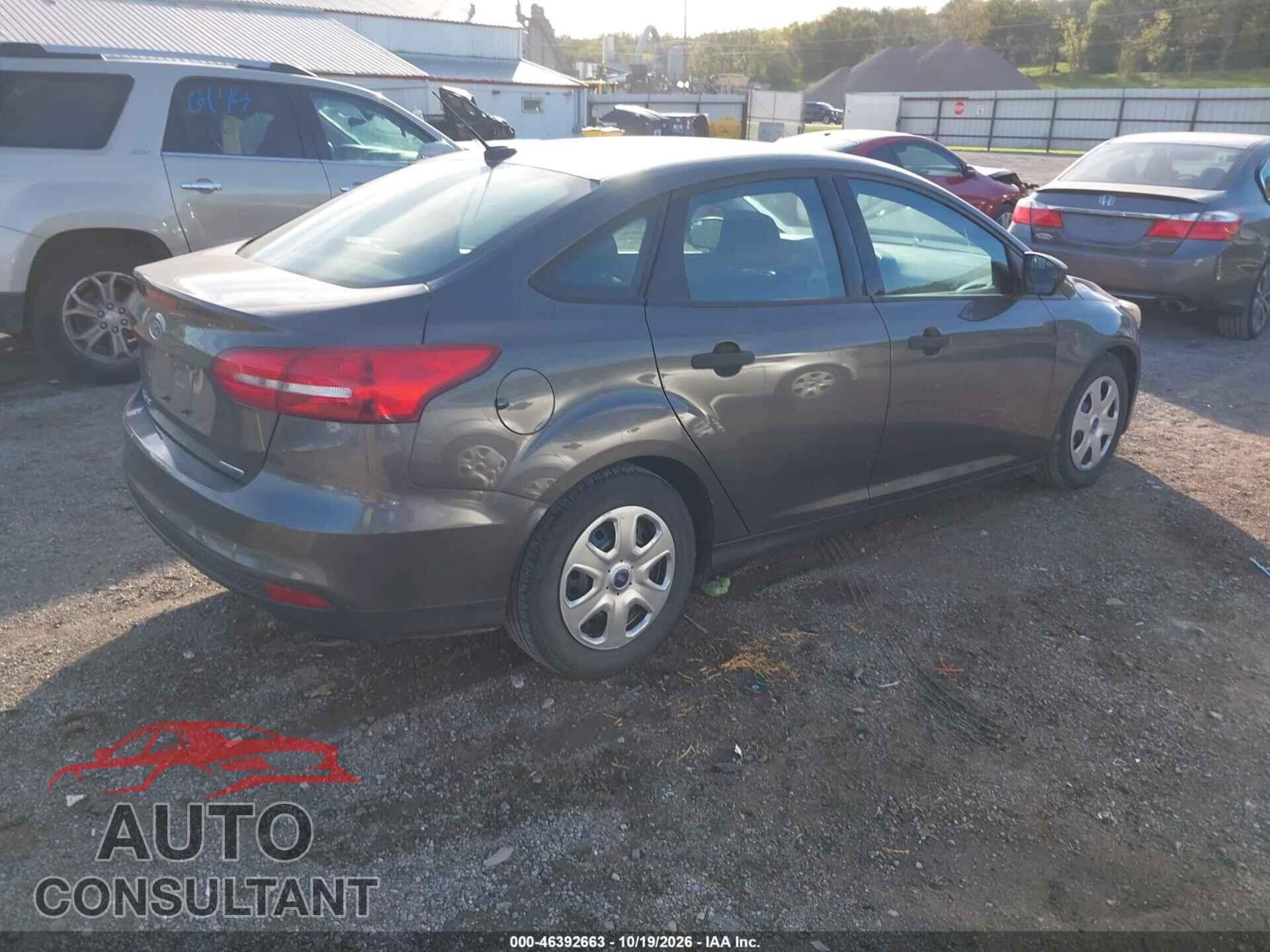 FORD FOCUS 2015 - 1FADP3E21FL357337