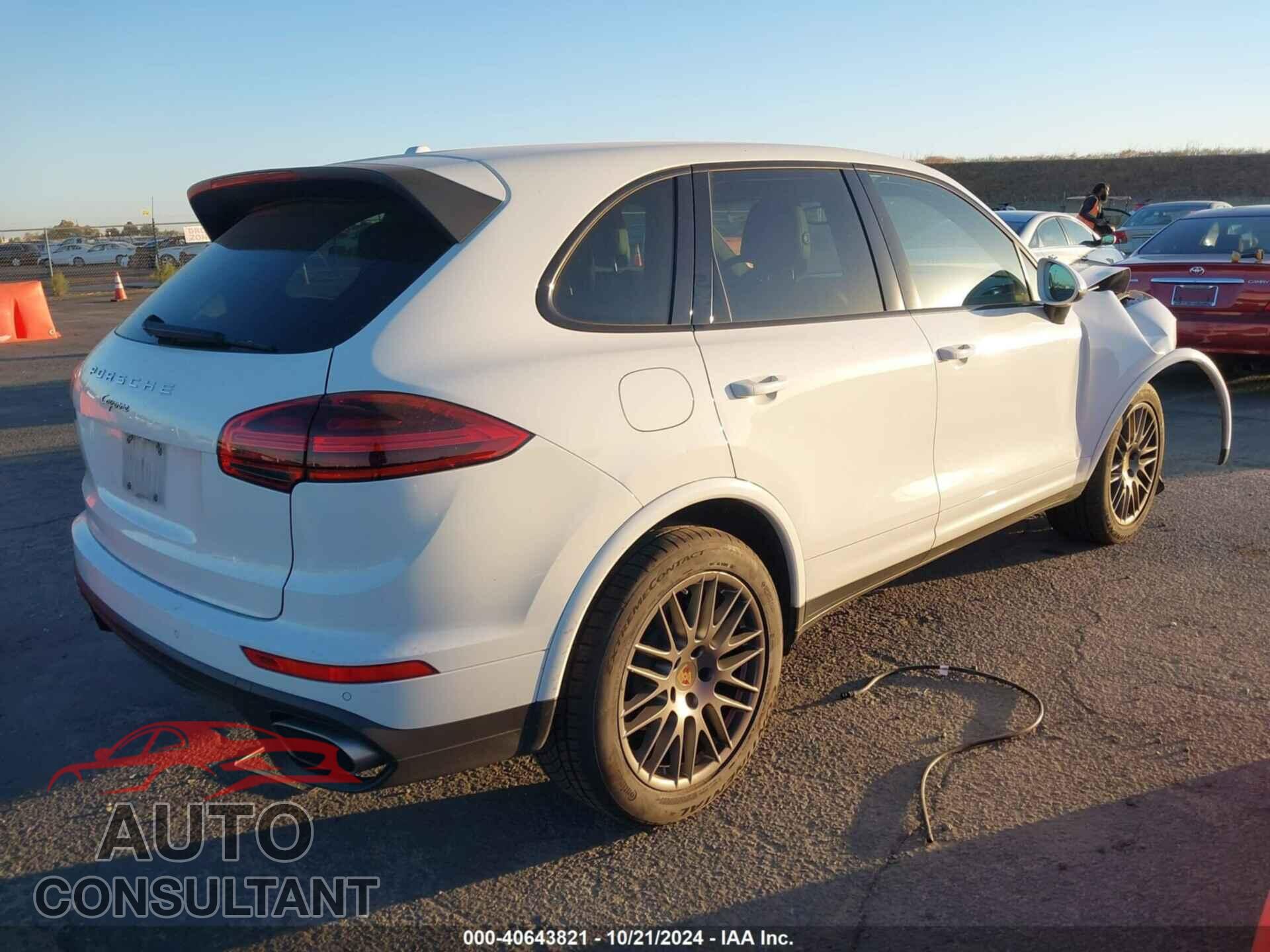 PORSCHE CAYENNE 2017 - WP1AA2A24HKA86683