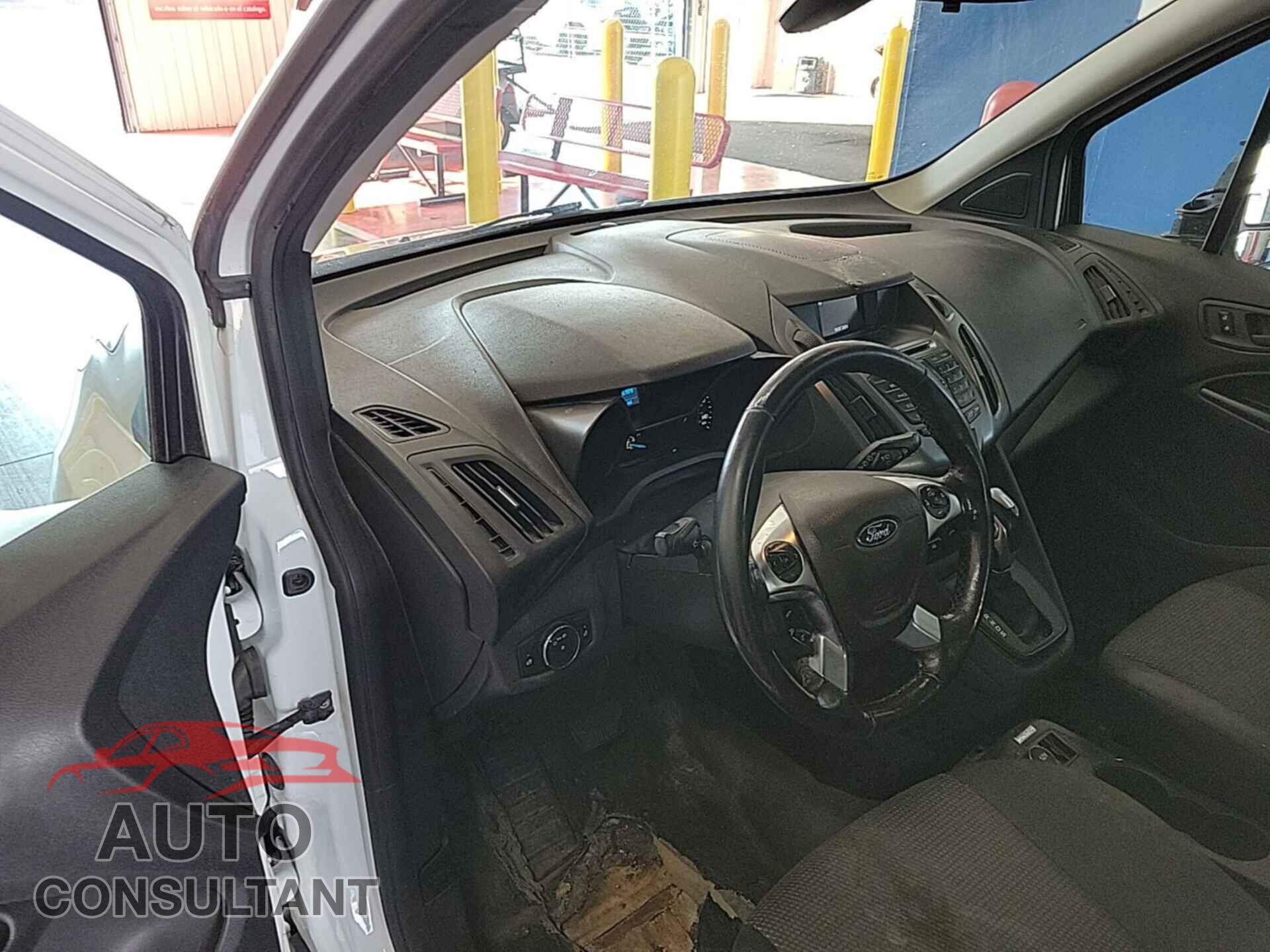 FORD TRANSIT CONNECT 2017 - NM0LS7E76H1320982