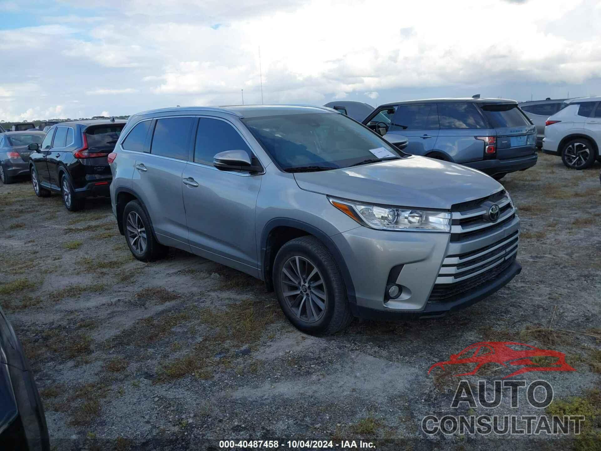 TOYOTA HIGHLANDER 2018 - 5TDKZRFH8JS537827