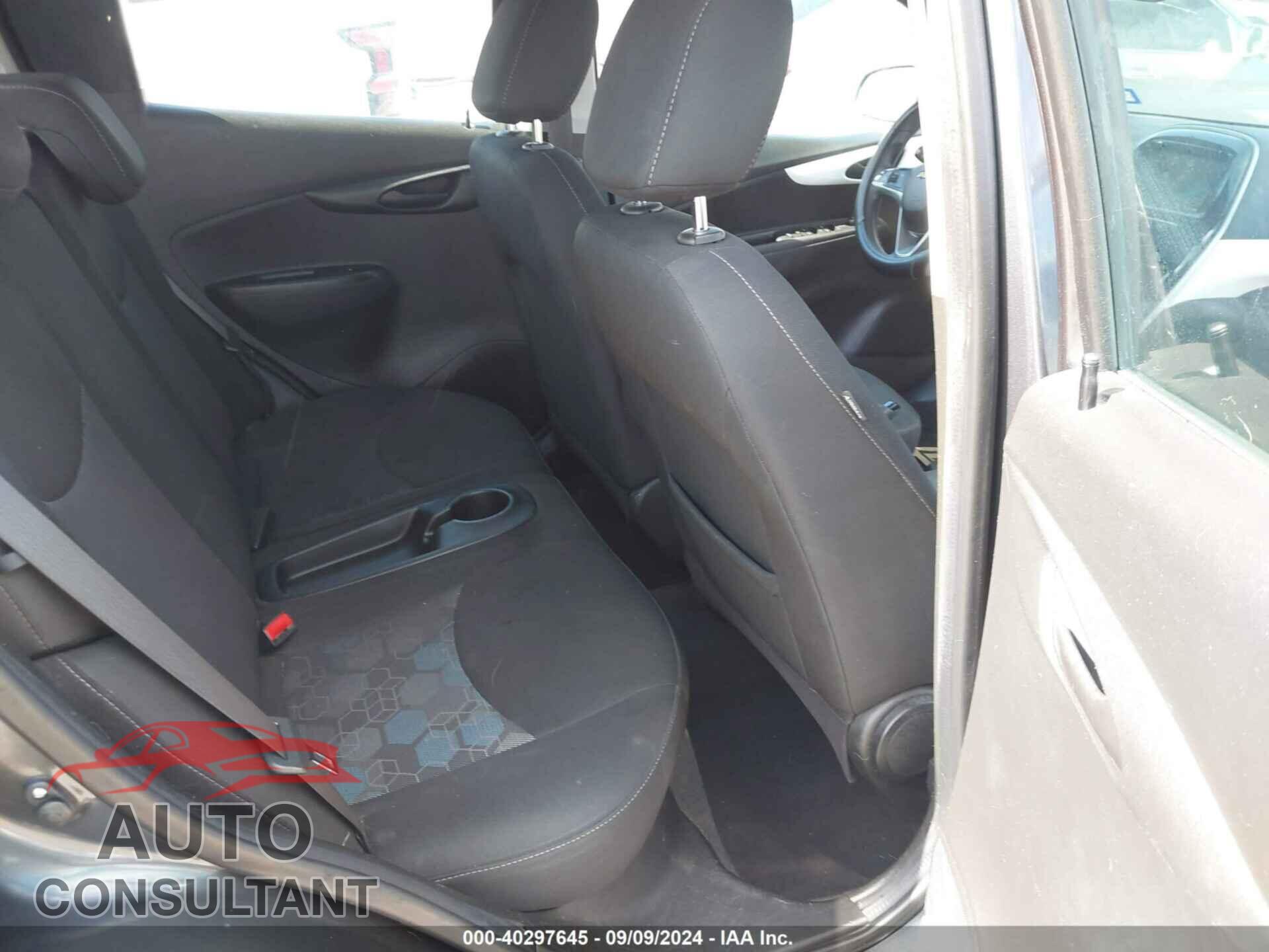 CHEVROLET SPARK 2017 - KL8CD6SAXHC829851