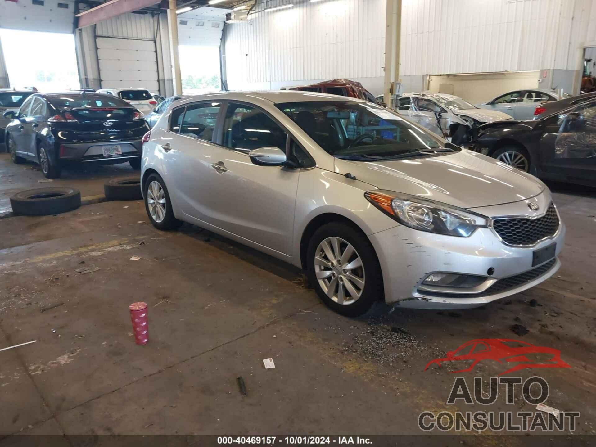 KIA FORTE 2015 - KNAFX5A82F5271674