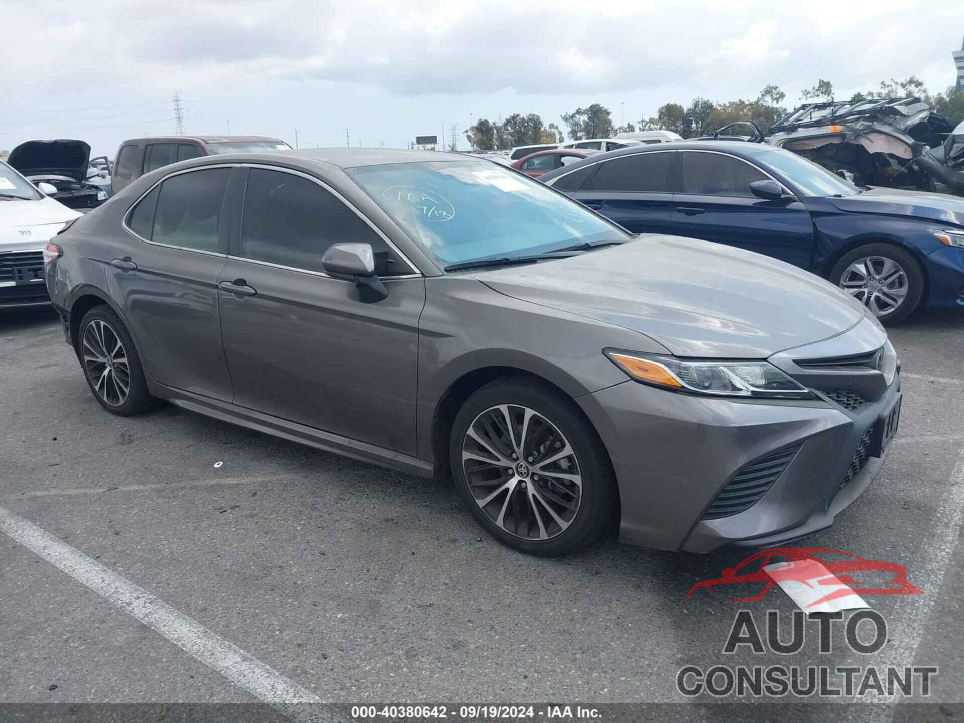 TOYOTA CAMRY 2020 - 4T1G11AK6LU980361