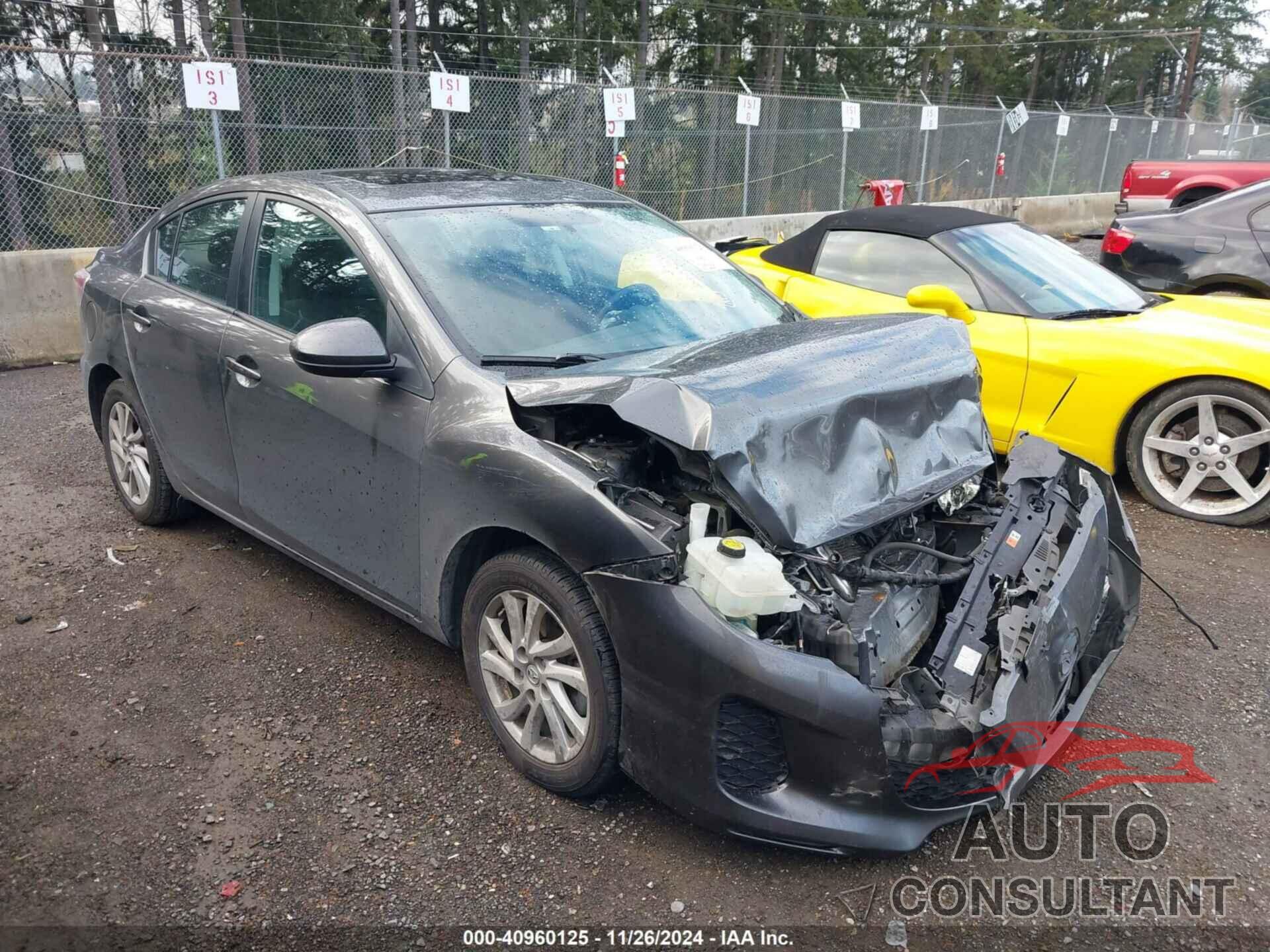 MAZDA MAZDA3 2012 - JM1BL1V84C1676728