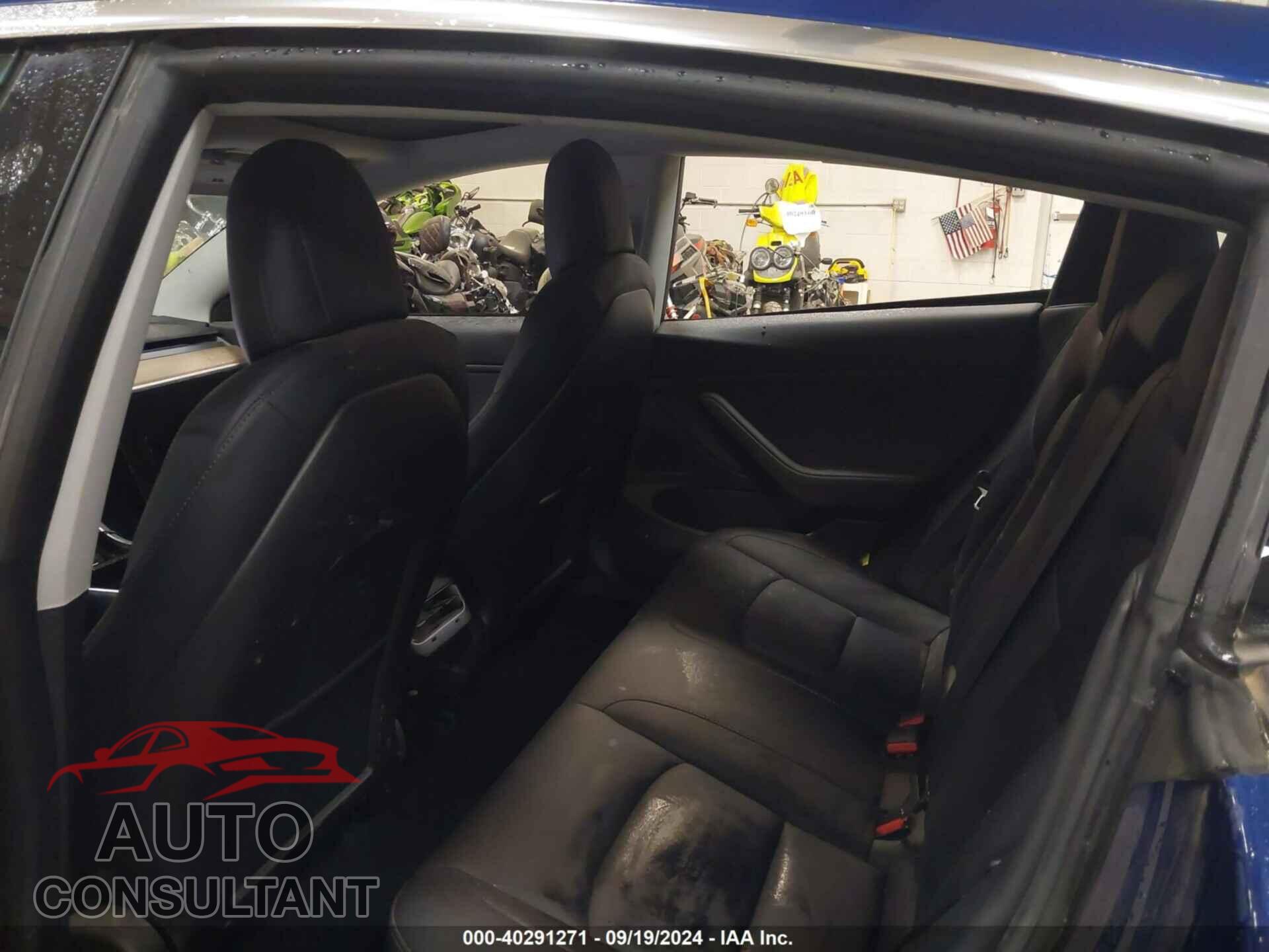 TESLA MODEL 3 2018 - 5YJ3E1EB4JF090156