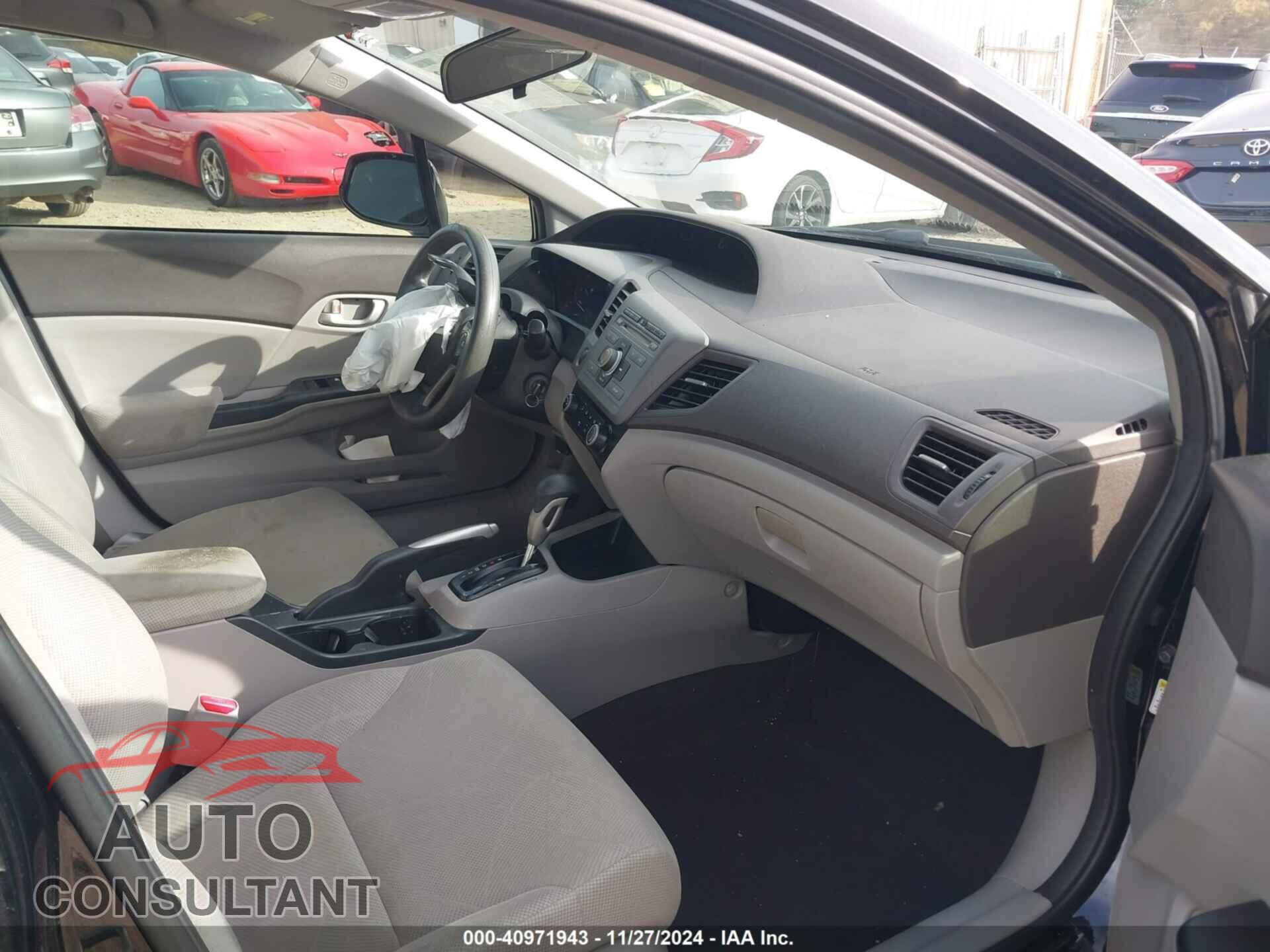 HONDA CIVIC 2012 - 19XFB2F58CE012475
