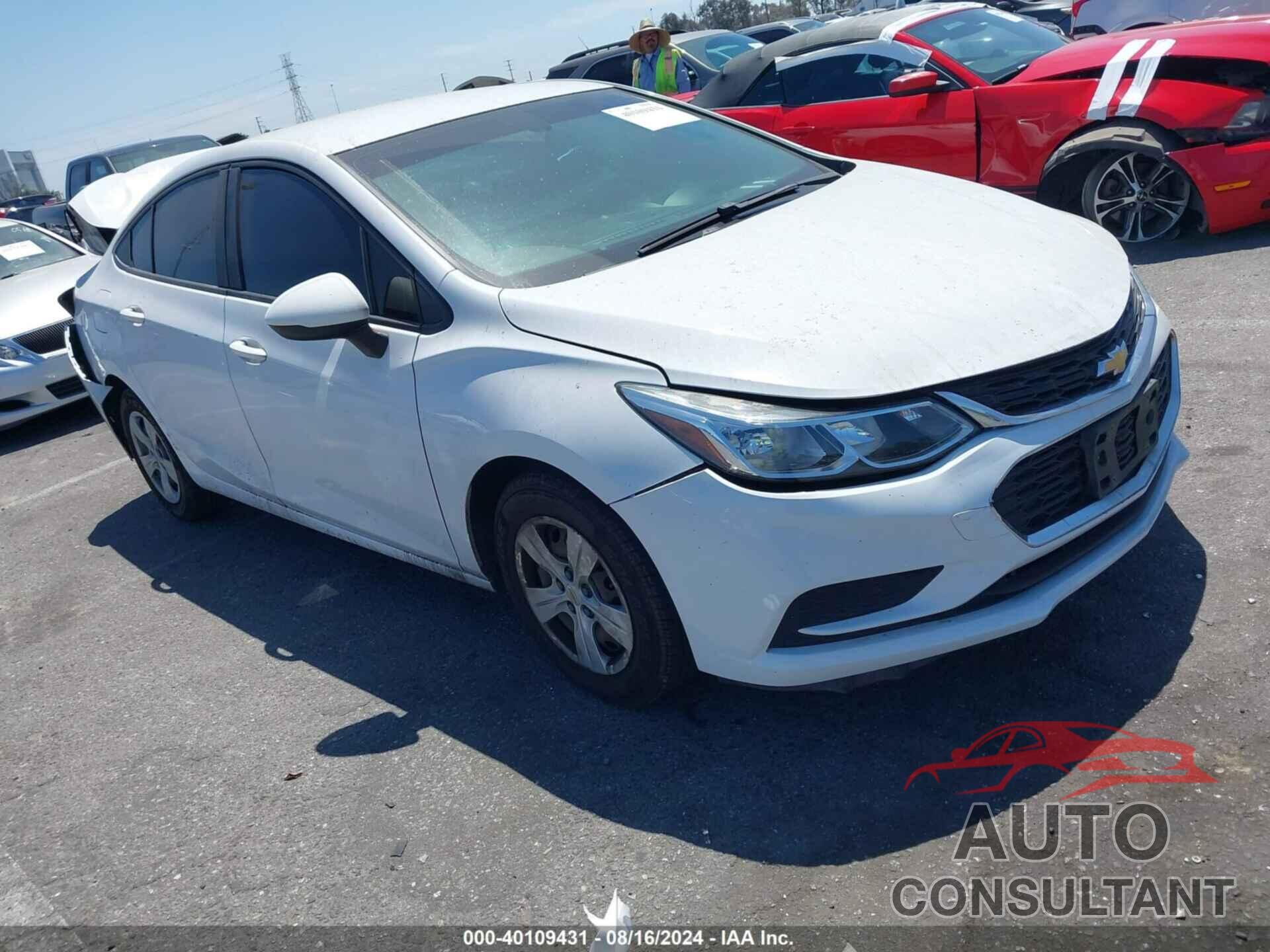 CHEVROLET CRUZE 2018 - 1G1BC5SM0J7247517