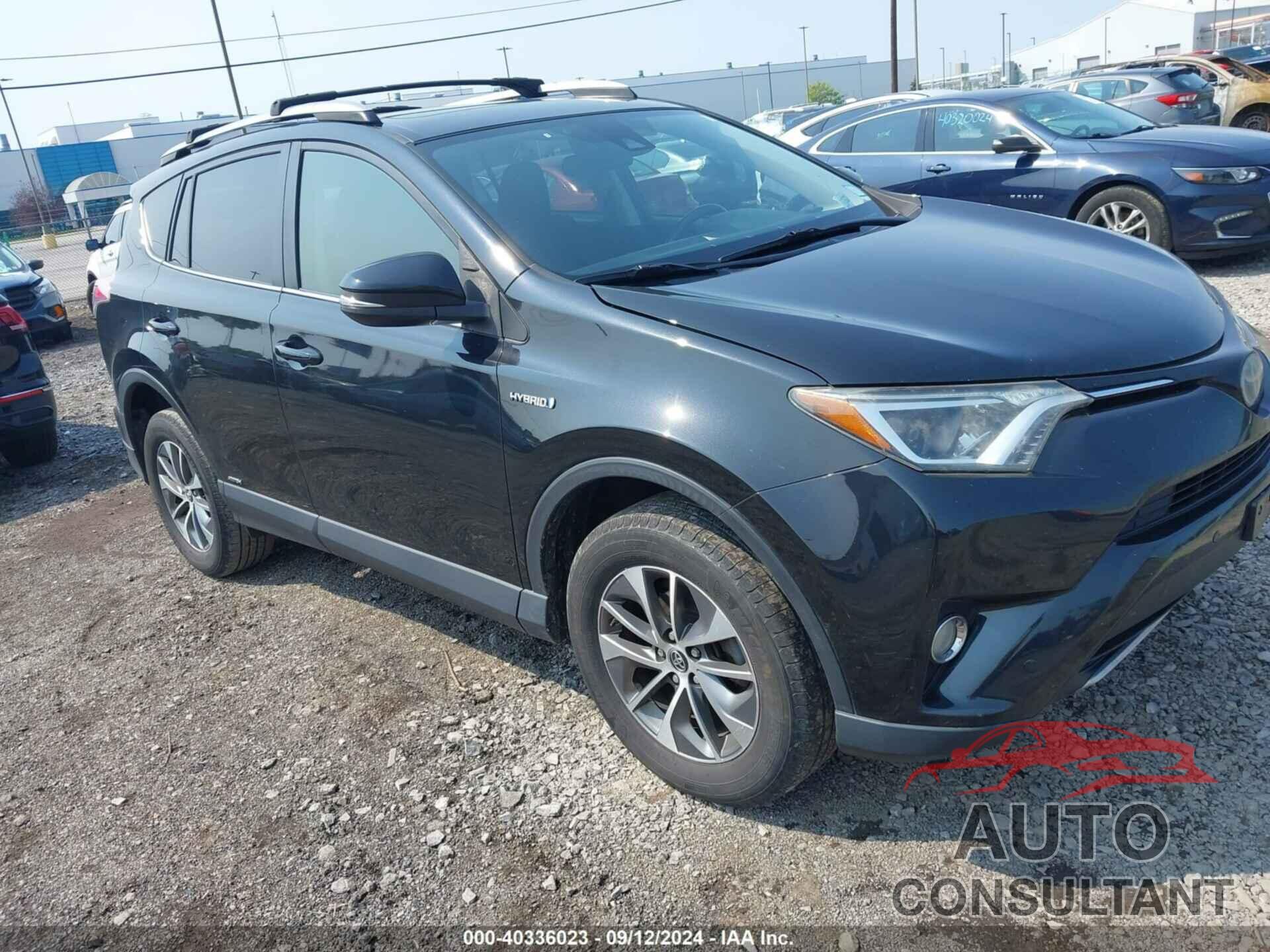 TOYOTA RAV4 HYBRID 2018 - JTMRJREV4JD183104