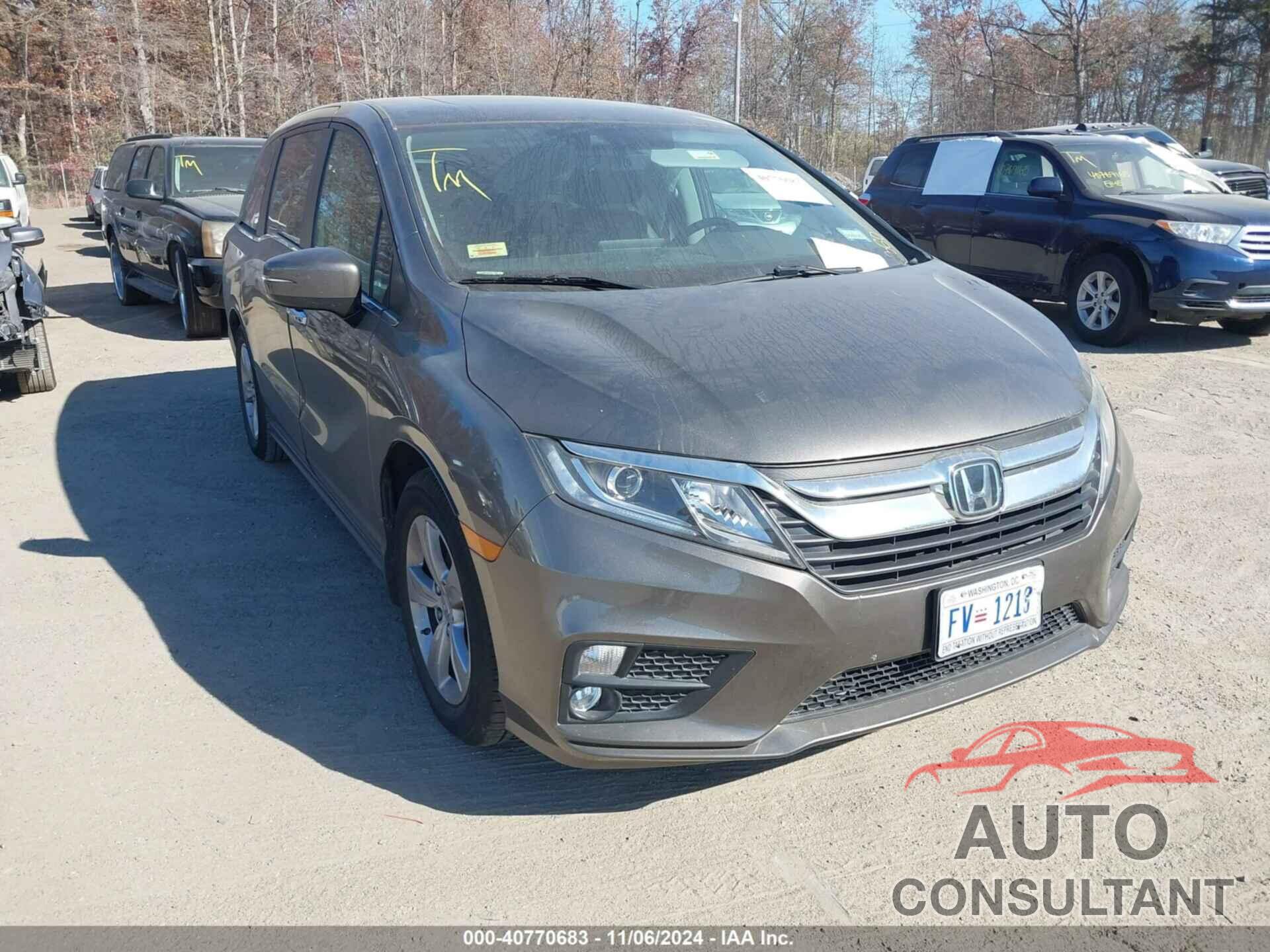 HONDA ODYSSEY 2018 - 5FNRL6H77JB095324