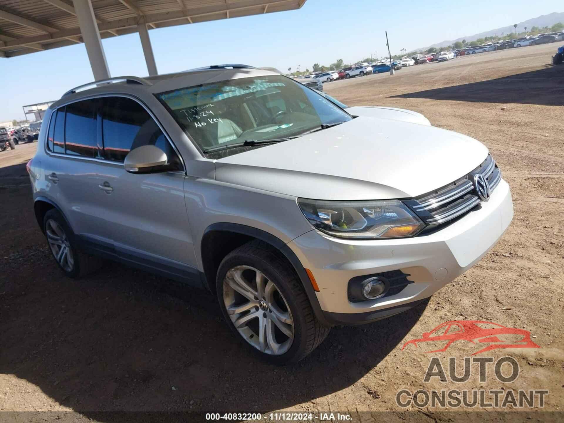 VOLKSWAGEN TIGUAN 2012 - WVGAV7AX6CW560161