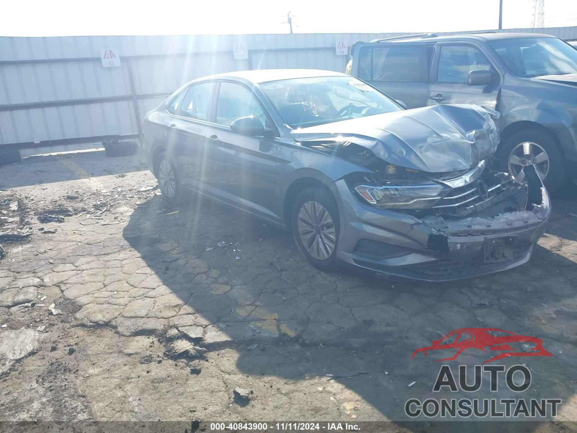 VOLKSWAGEN JETTA 2019 - 3VWC57BUXKM023421