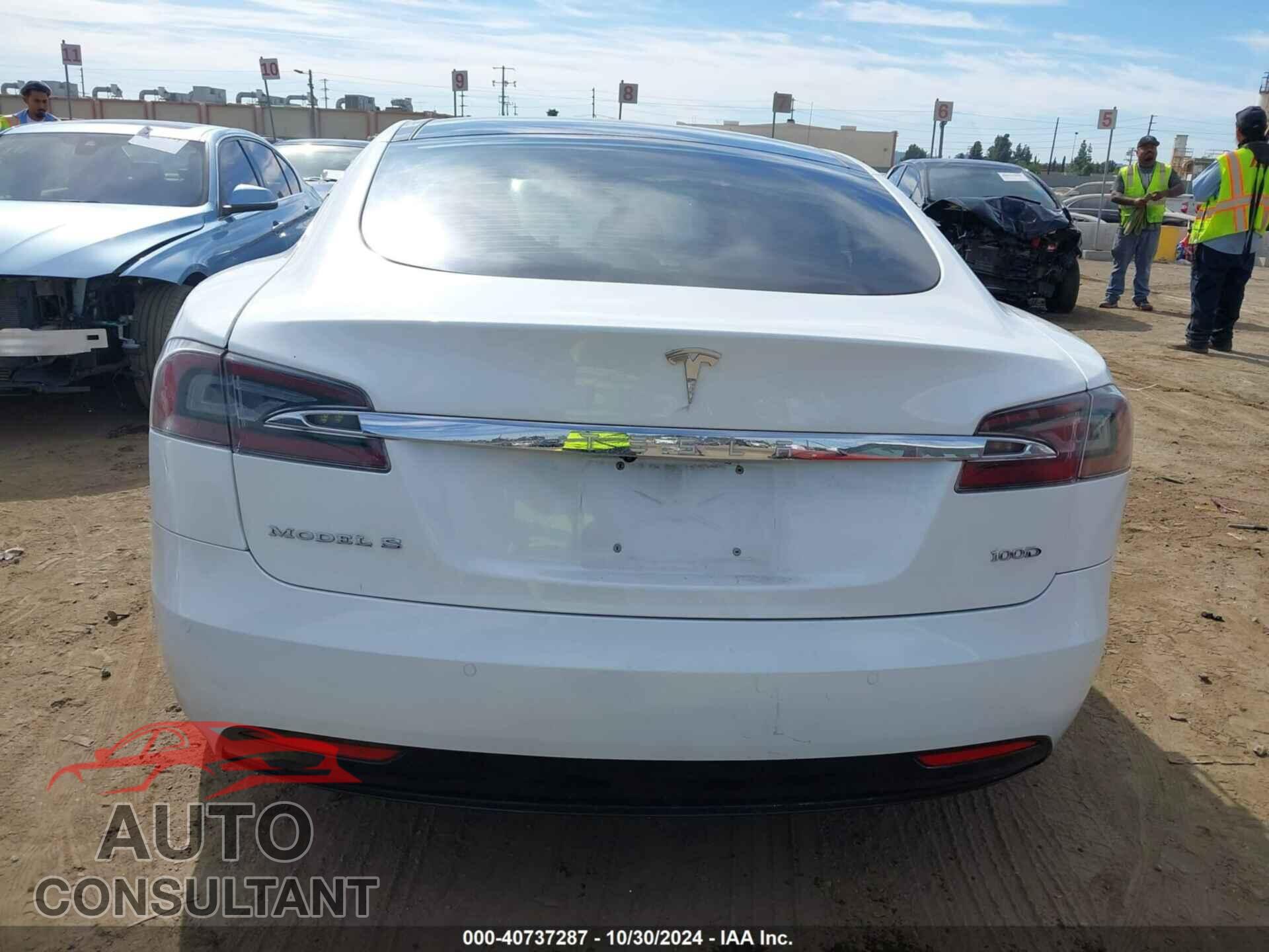 TESLA MODEL S 2017 - 5YJSA1E2XHF216733