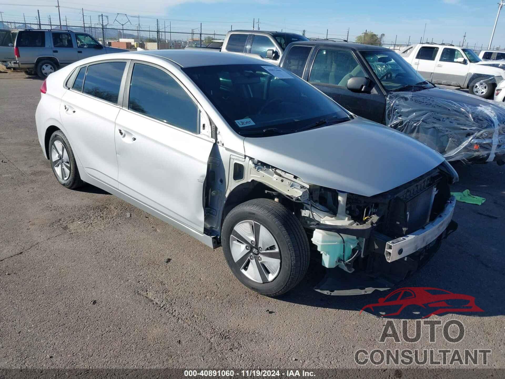 HYUNDAI IONIQ HYBRID 2018 - KMHC65LC2JU066117