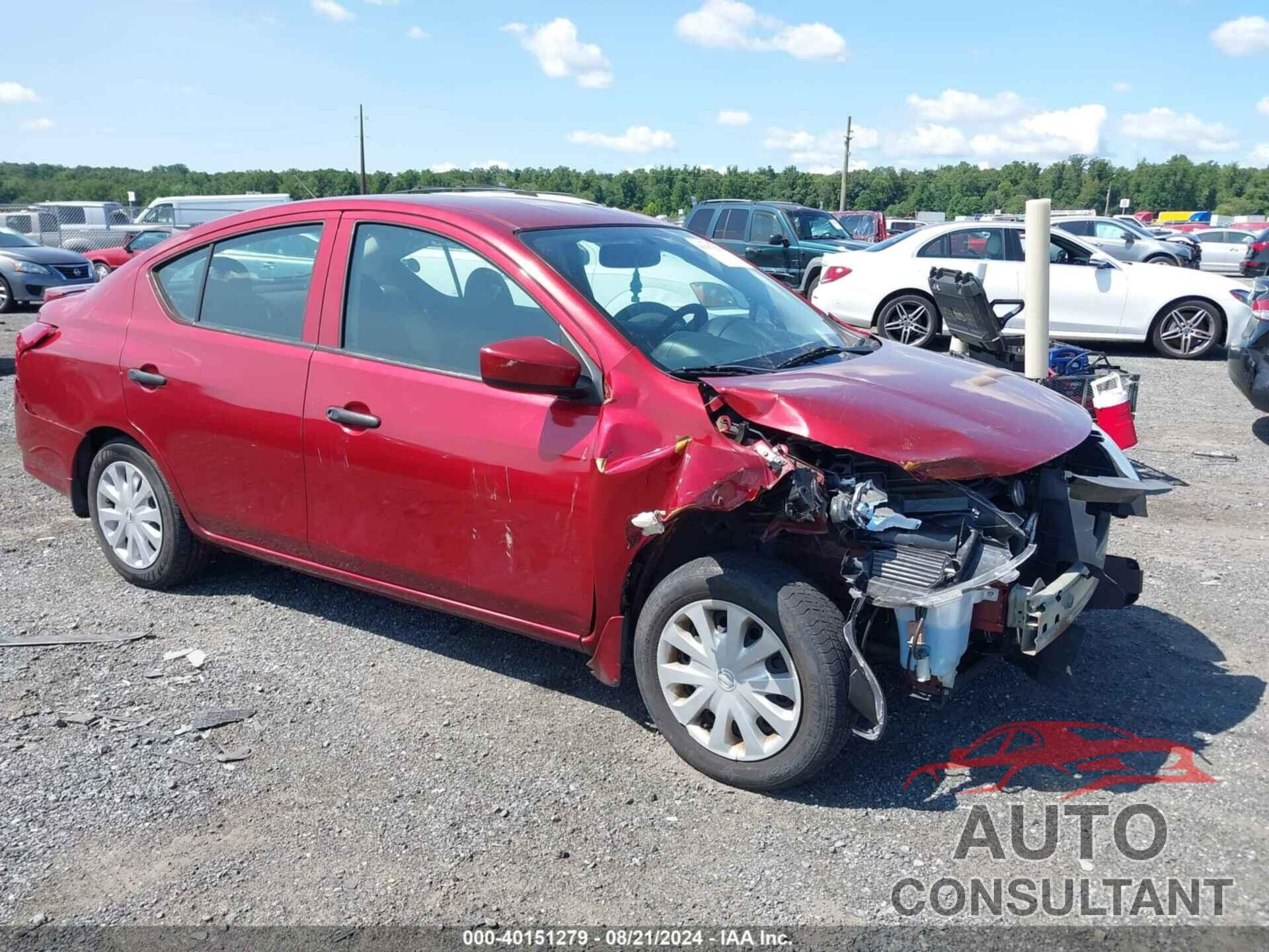 NISSAN VERSA 2017 - 3N1CN7AP7HL835419