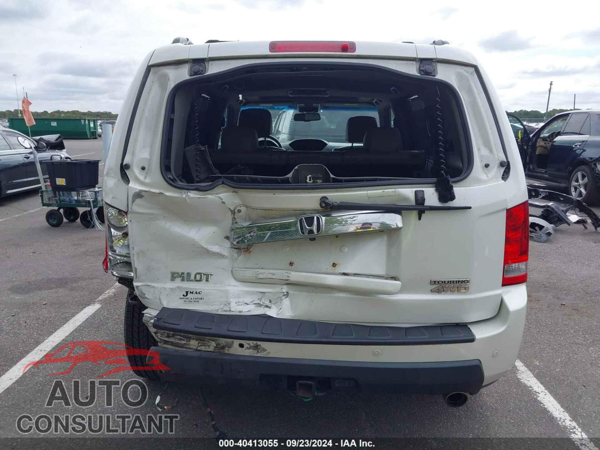 HONDA PILOT 2011 - 5FNYF4H96BB006451