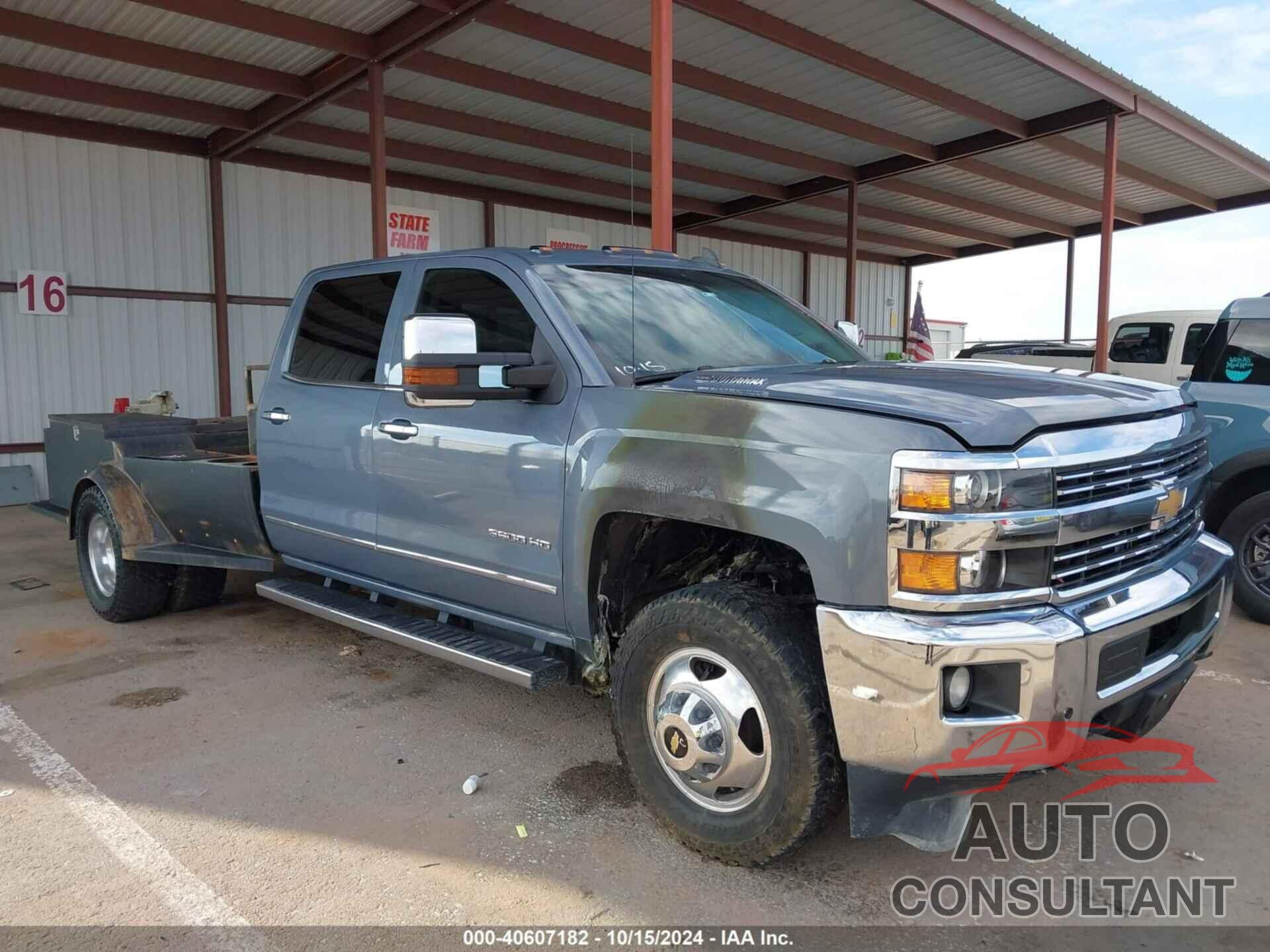 CHEVROLET SILVERADO 3500HD 2015 - 1GC4K0C84FF624578