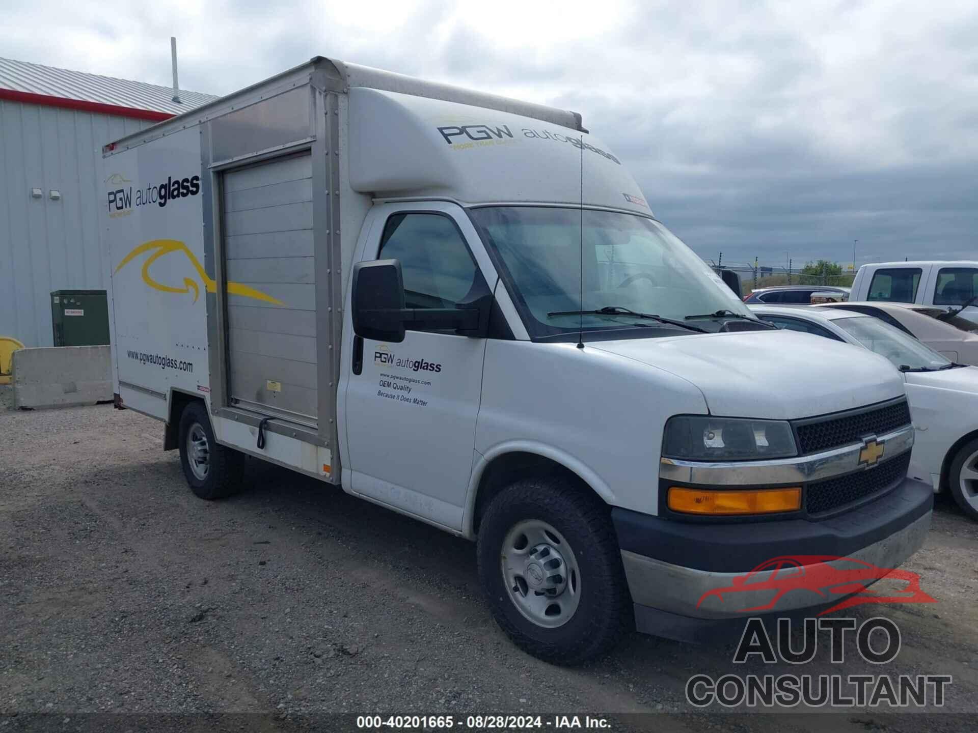 CHEVROLET EXPRESS CUTAWAY 2018 - 1GB0GRFP1J1165866