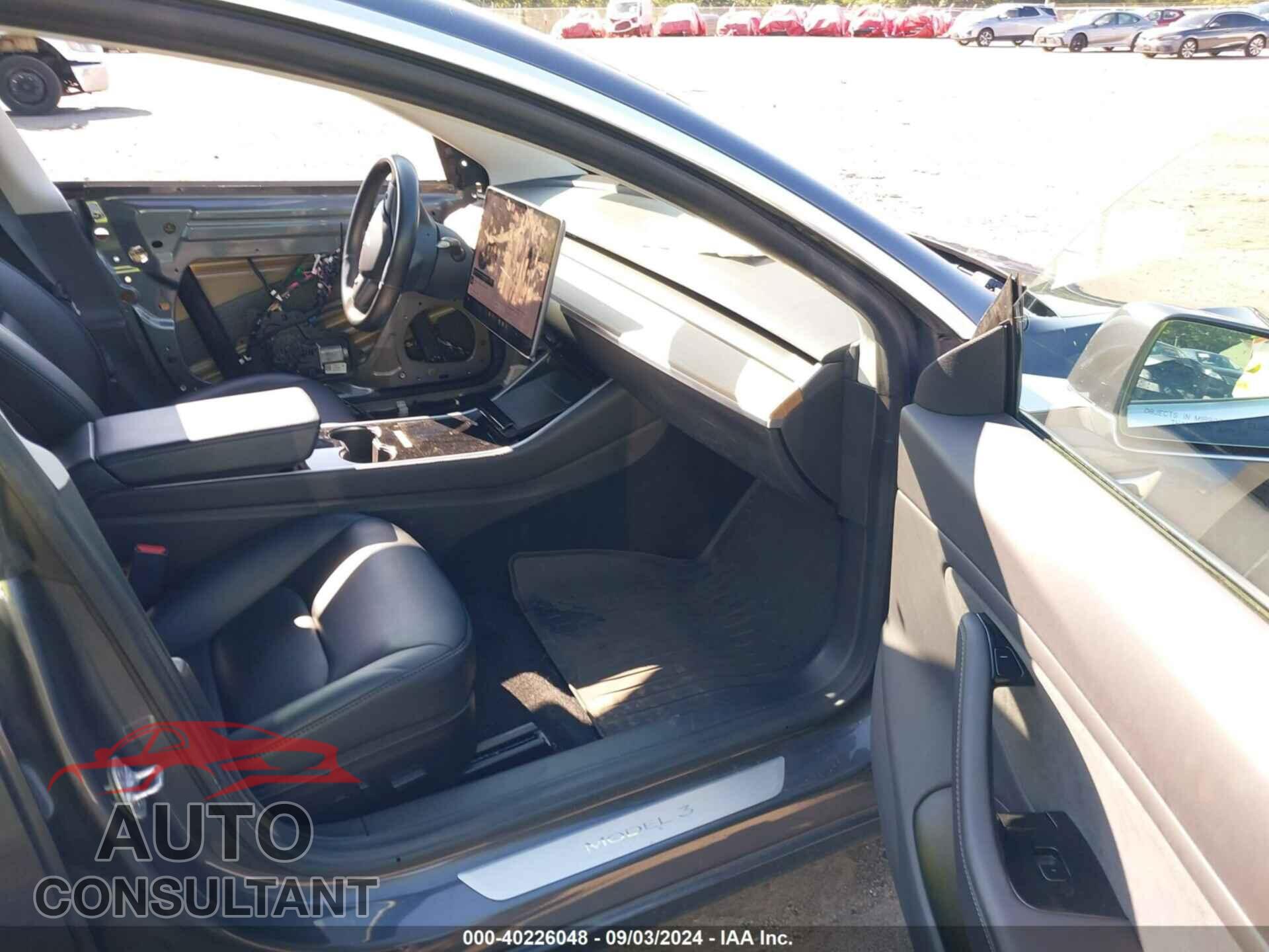 TESLA MODEL 3 2019 - 5YJ3E1EB8KF359616