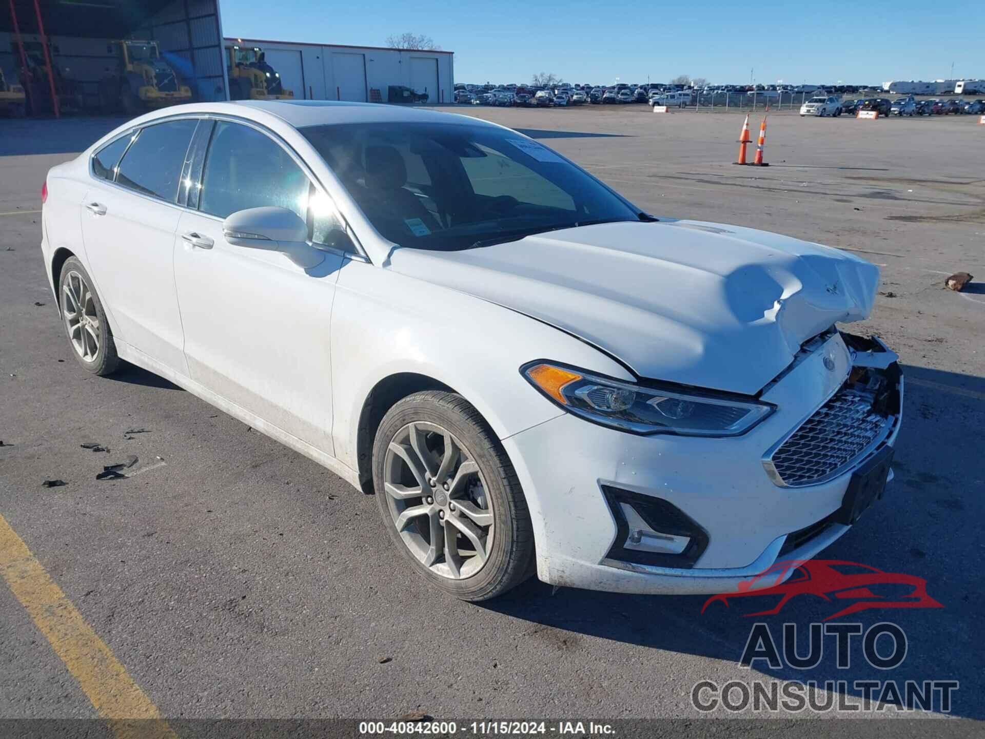 FORD FUSION HYBRID 2019 - 3FA6P0RU9KR206857