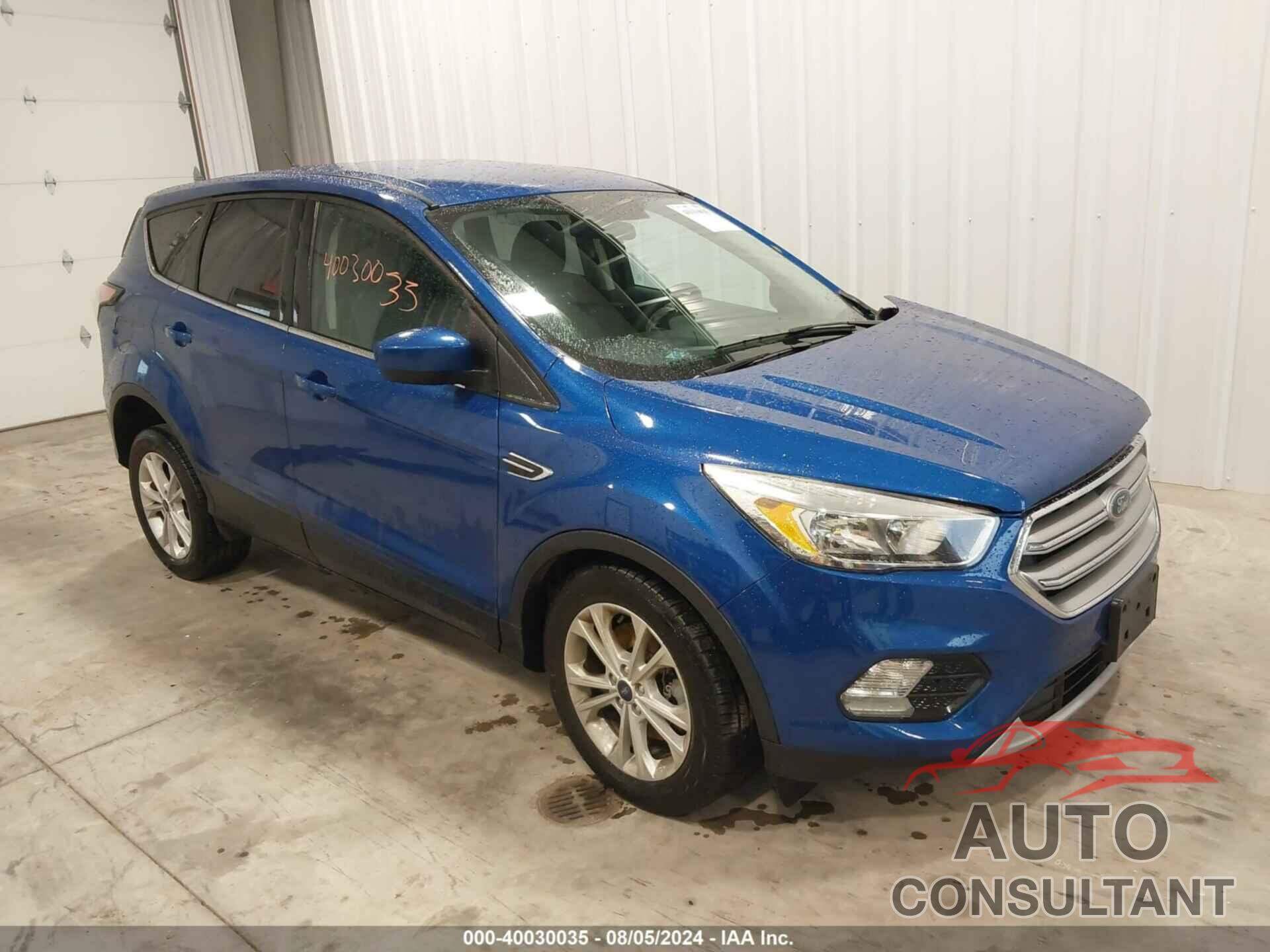 FORD ESCAPE 2017 - 1FMCU9GD1HUC26241