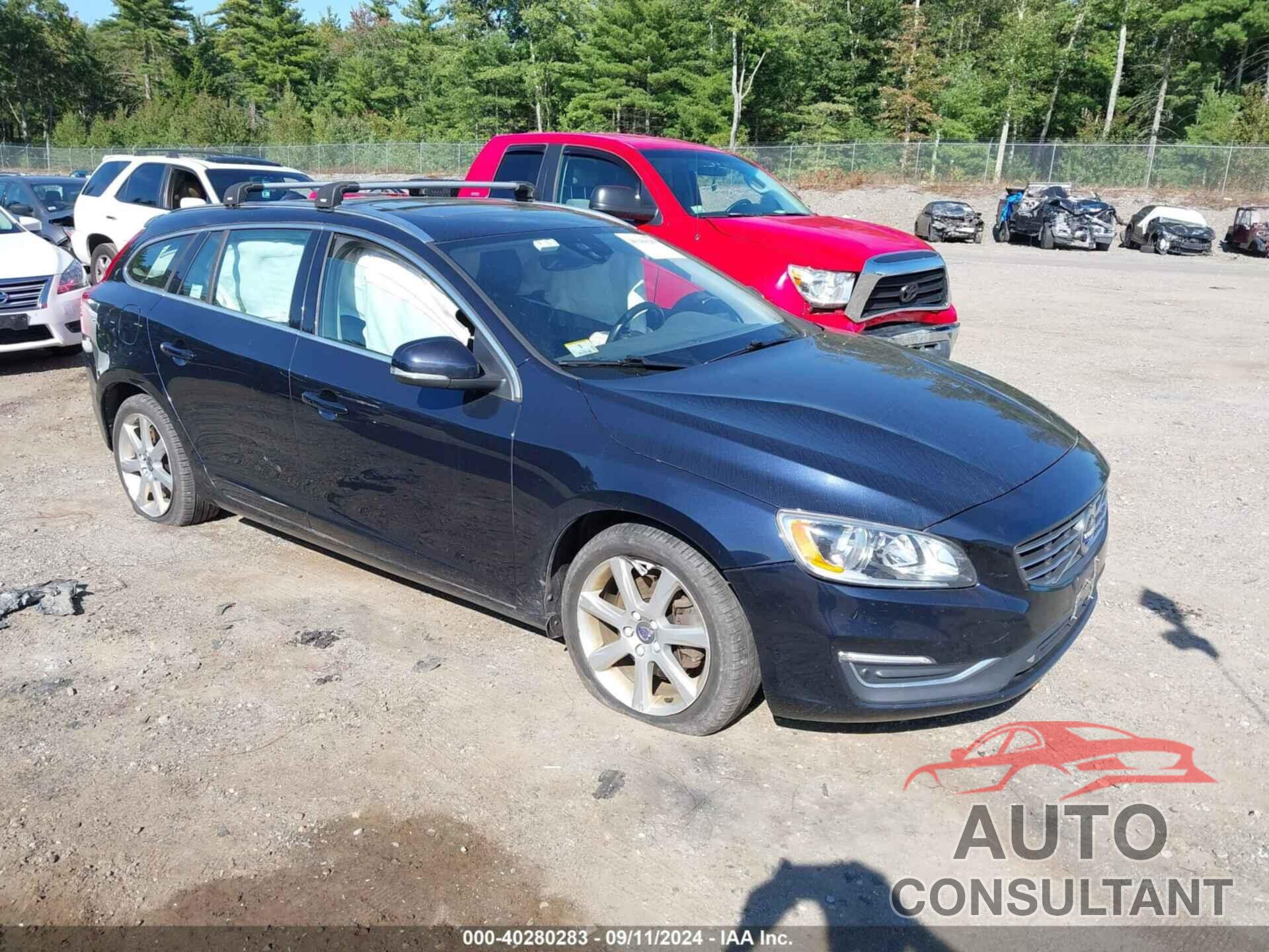 VOLVO V60 2017 - YV140MEK8H1367246